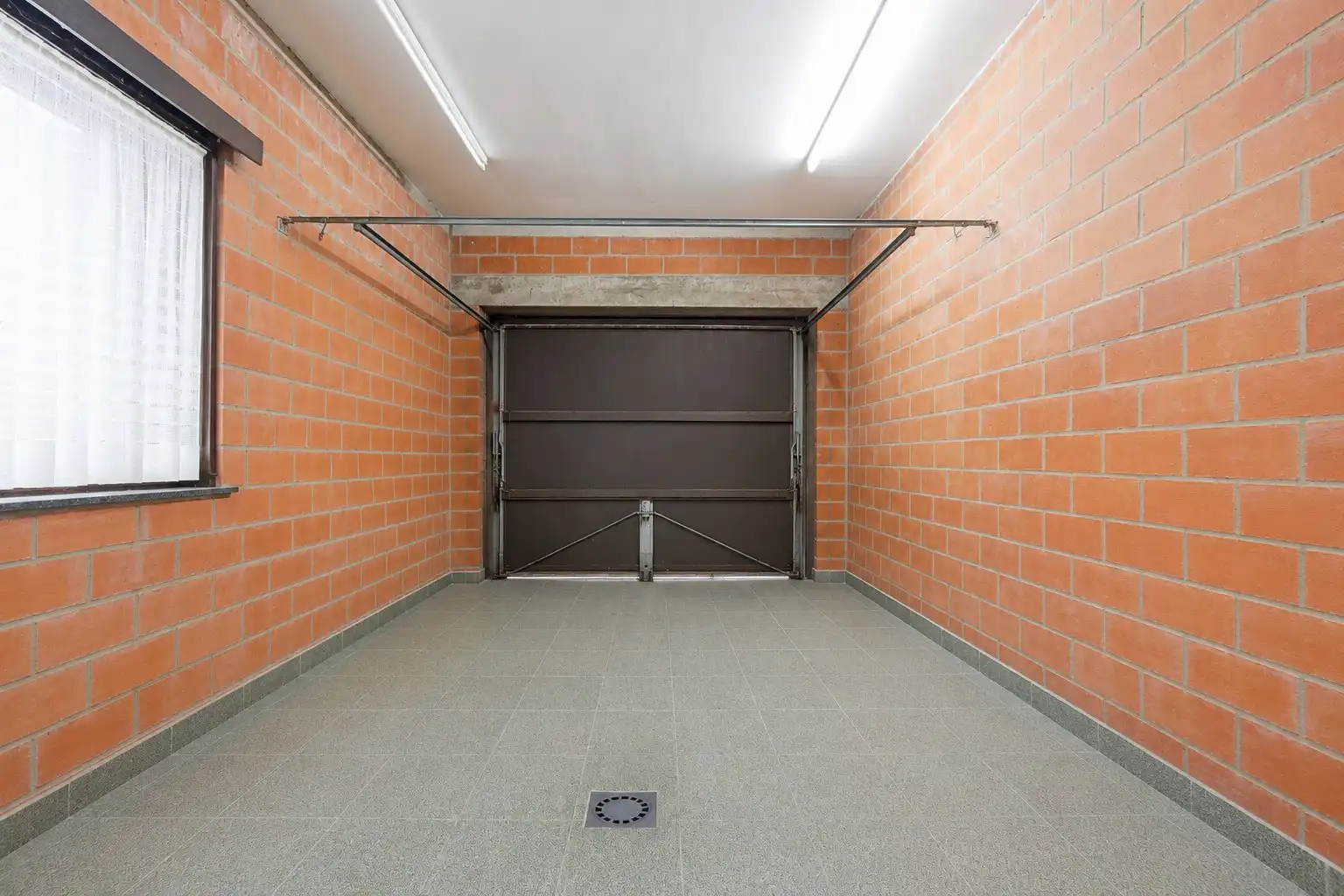 Alleenstaande woning met prachtige tuin en tal van extra troeven in een rustige wijk te Wervik foto 29