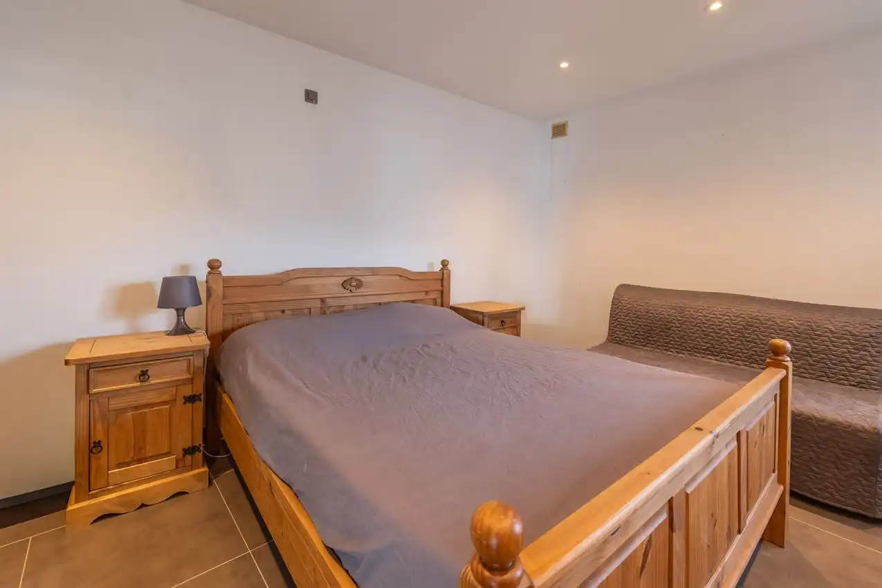 Appartement met twee slaapkamers, terras en autostaanplaats te midden van centrum foto 15