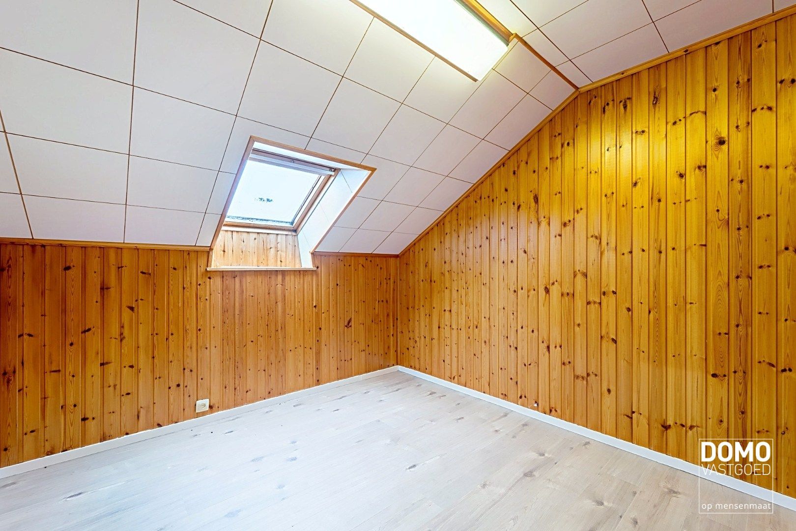 Ruime woning met weiland te koop te Alken foto 16