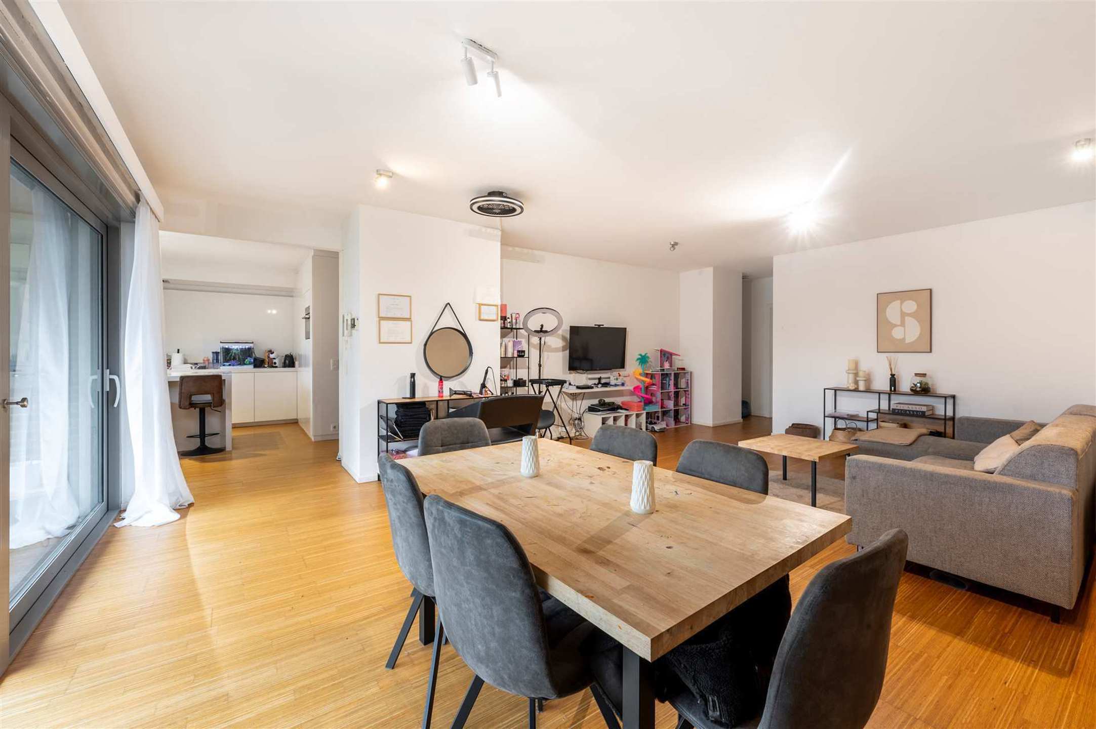 Modern & trendy appartement incl. garage foto 21