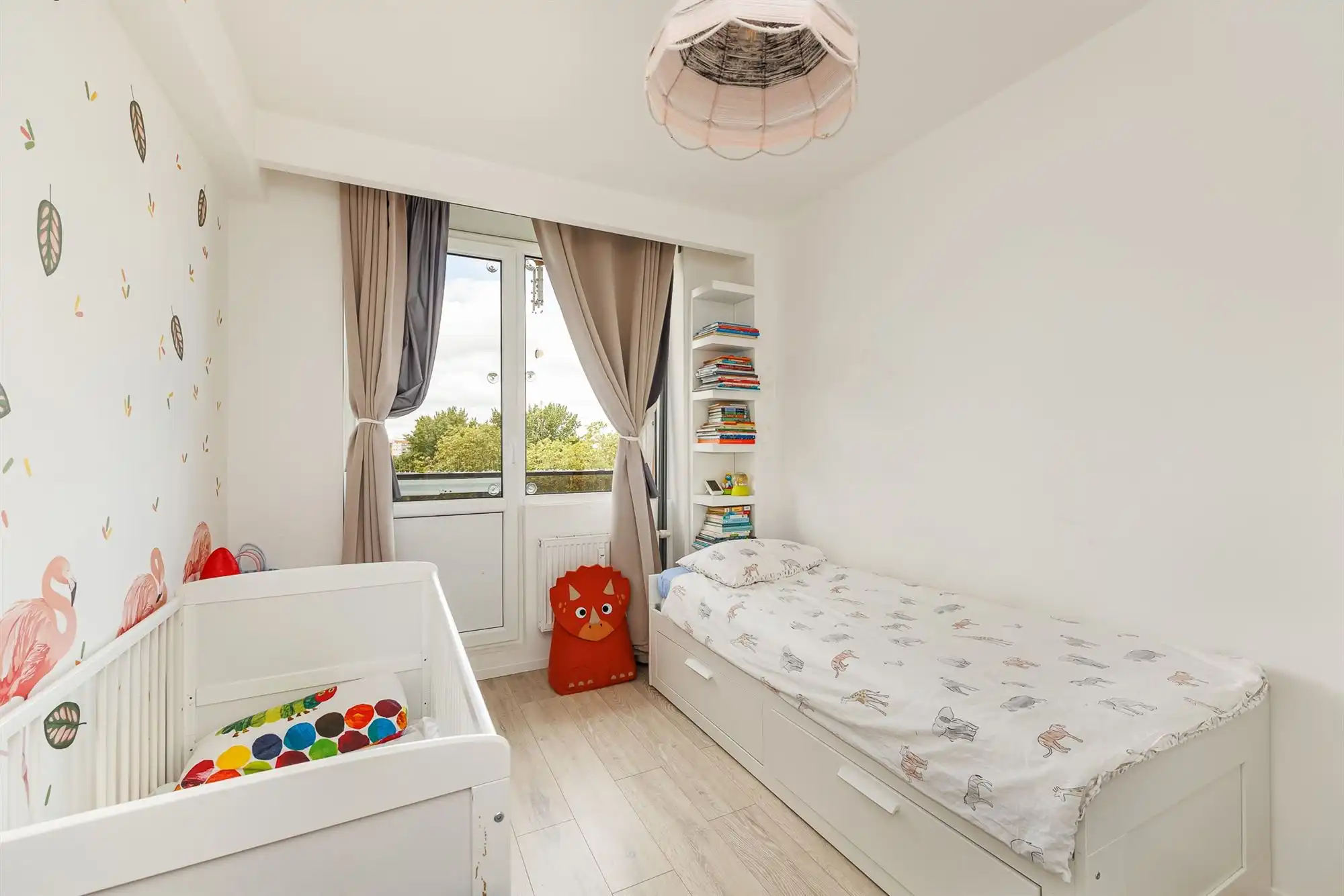 Instapklaar appartement met 2 terrassen en 2 slaapkamers foto 12