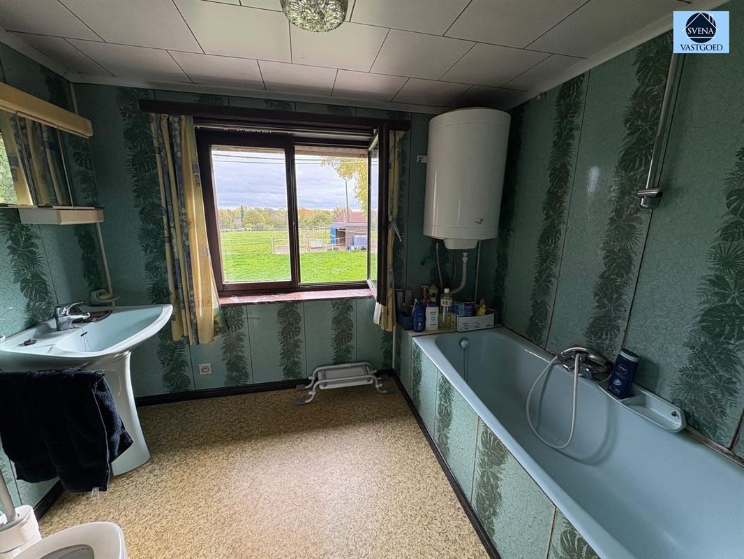 RUIME WONING MET TUIN EN WEILAND foto 9