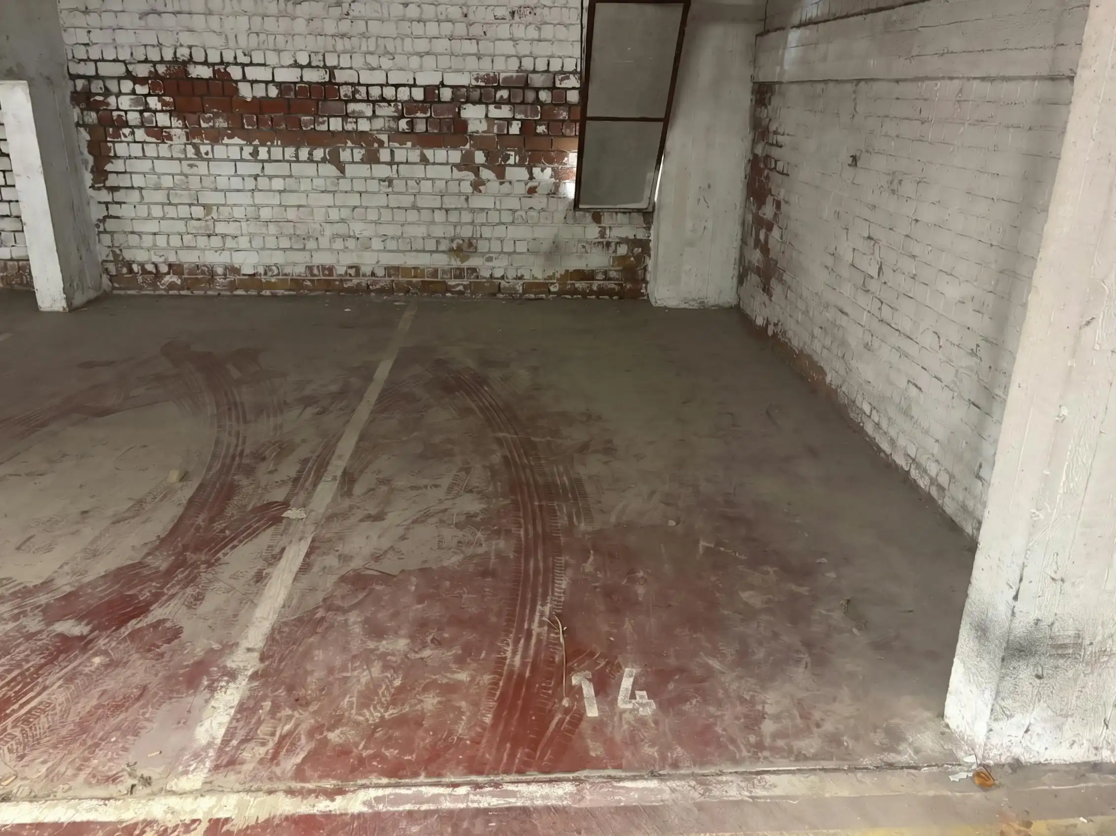 Goed gelegen staanplaats te koop aan de Zeedijk! foto {{pictureIndex}}