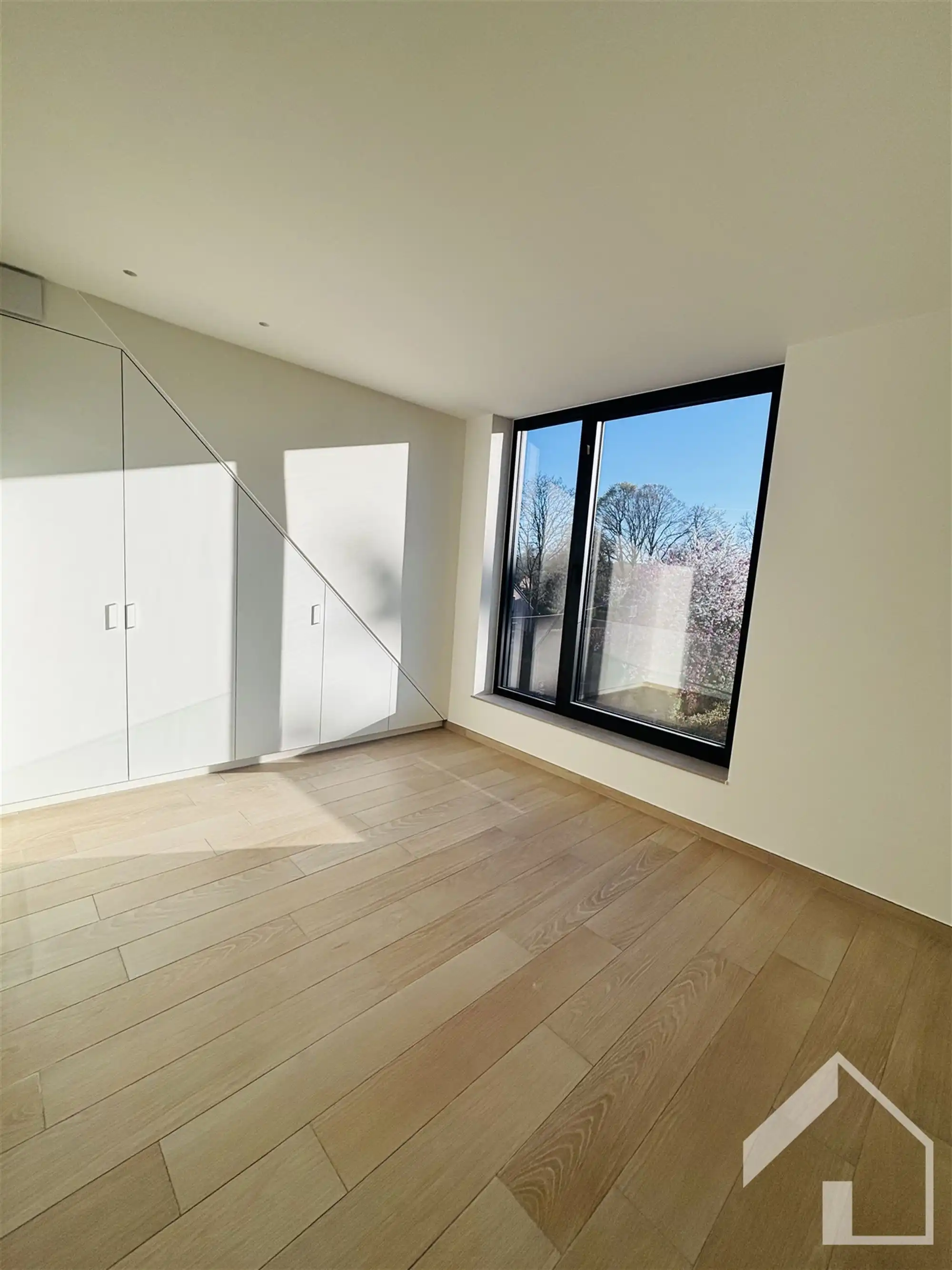 Nieuwbouwappartement op de 2e verdieping met lift foto 5