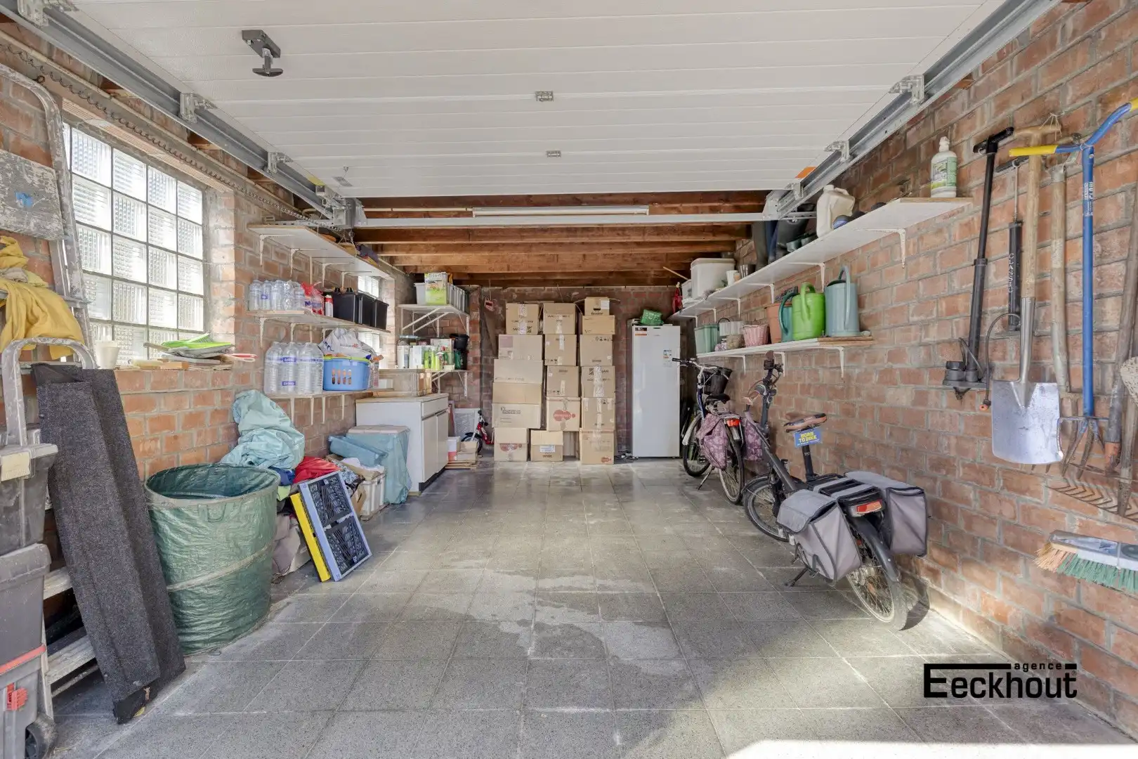 Rustig gelegen woning met zonnige tuin en ruime garage! foto 17