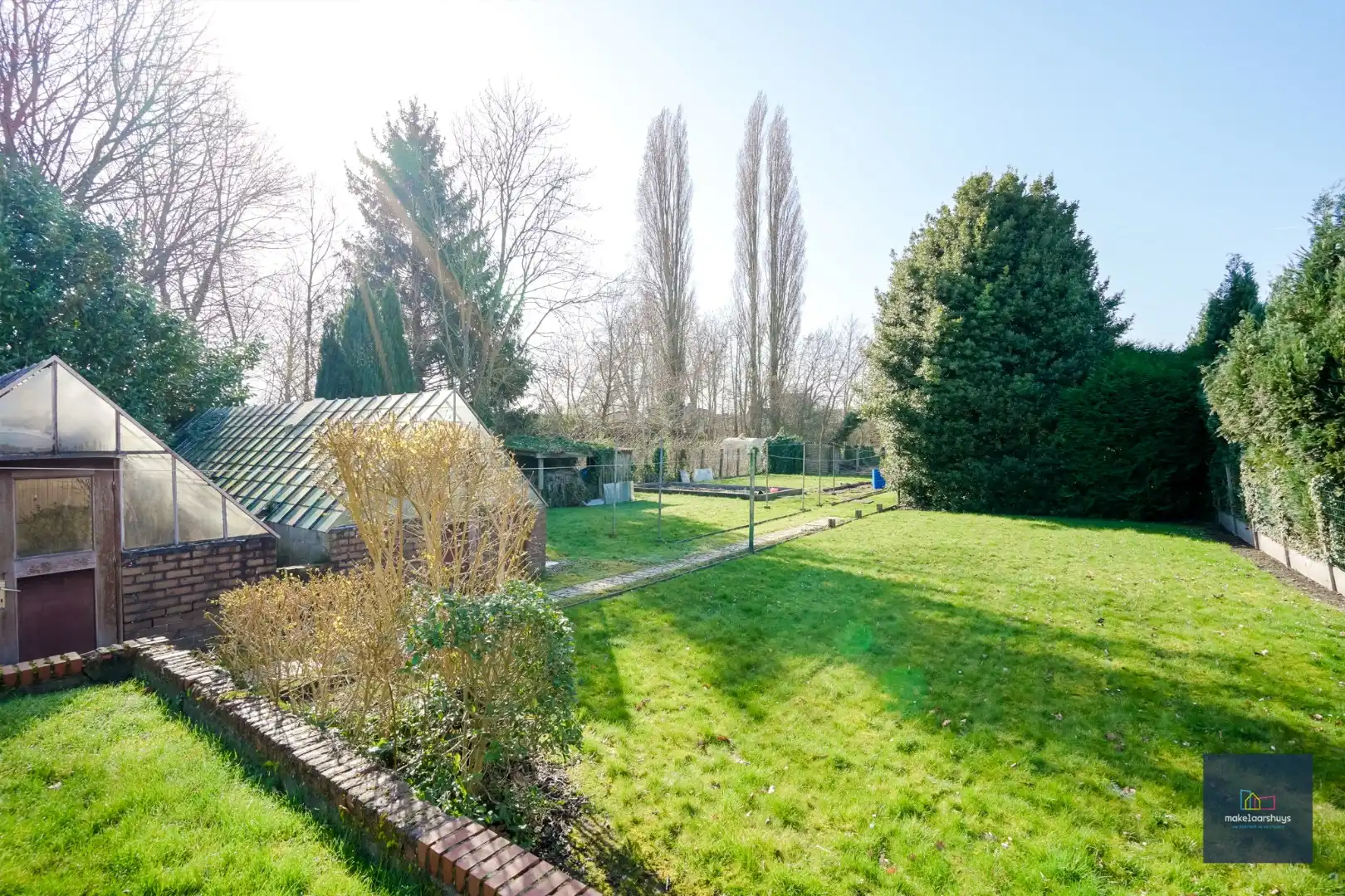 Ruime bungalow met garage op 1980m² grond  foto 31