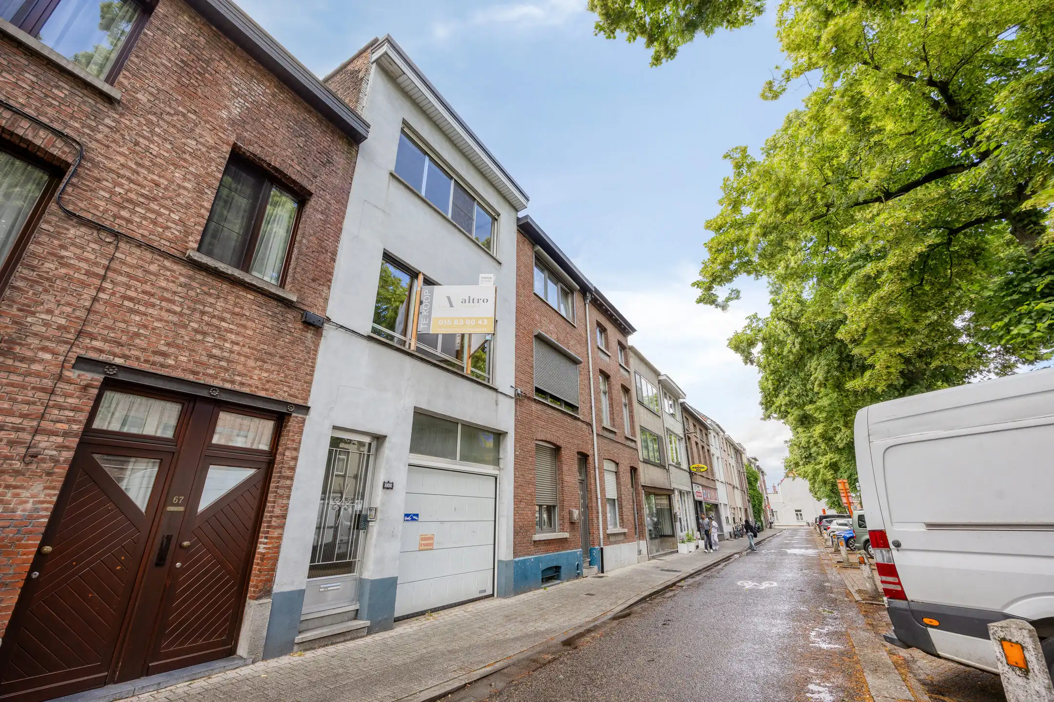 Te renoveren woning met grote garage foto 33