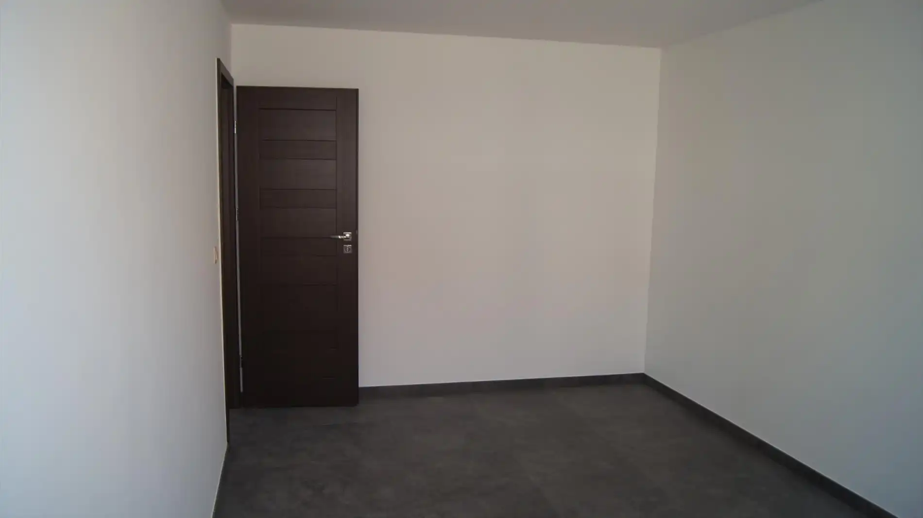 Prachtig dakapp. met 2 grote slpks pal in het centrum foto 17