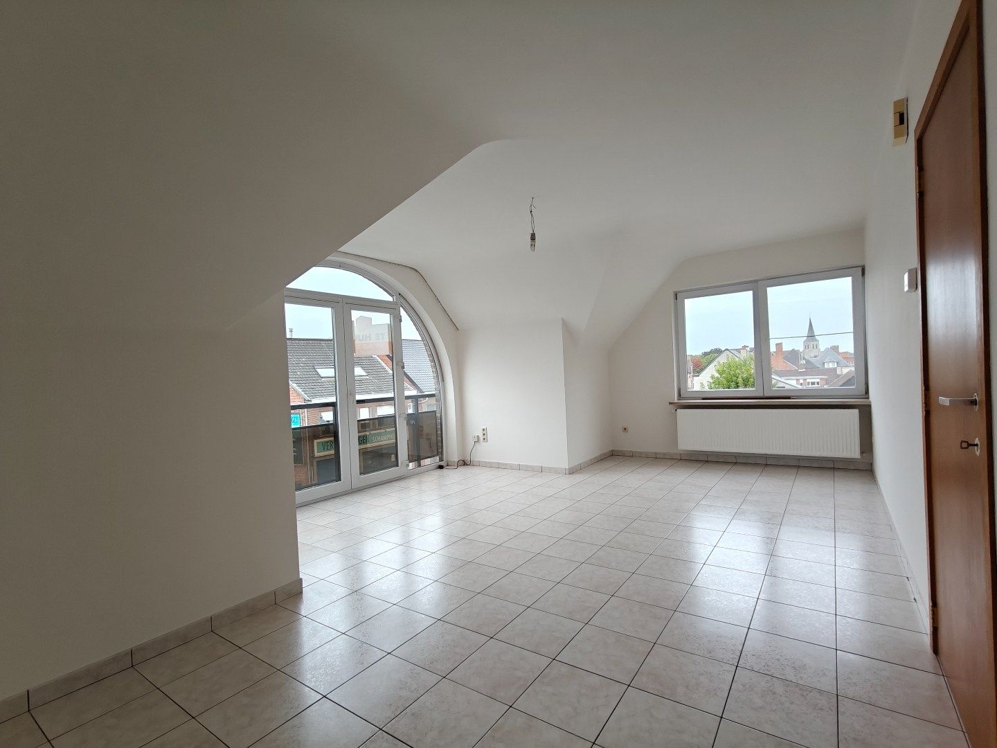 Instapklaar appartement met garage in Schellebelle foto 3