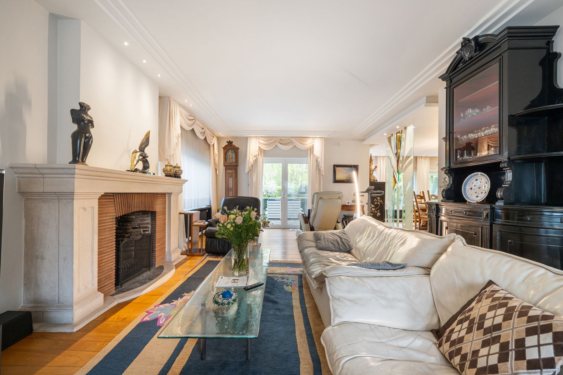 Berkenhof: villa met tuin op 1240 m² in centrum Oostkamp foto 5