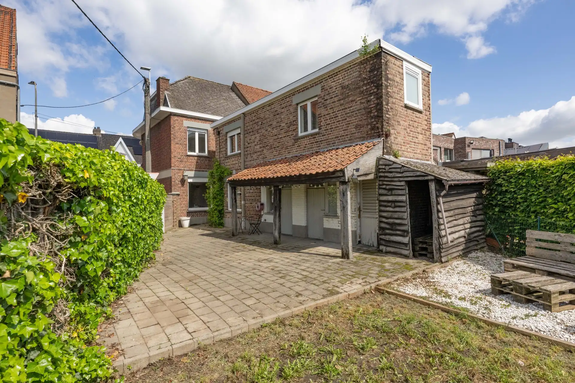 Karaktervolle herenwoning met tuin, garage en tal van mogelijkheden in hartje Vichte ✨ foto 21
