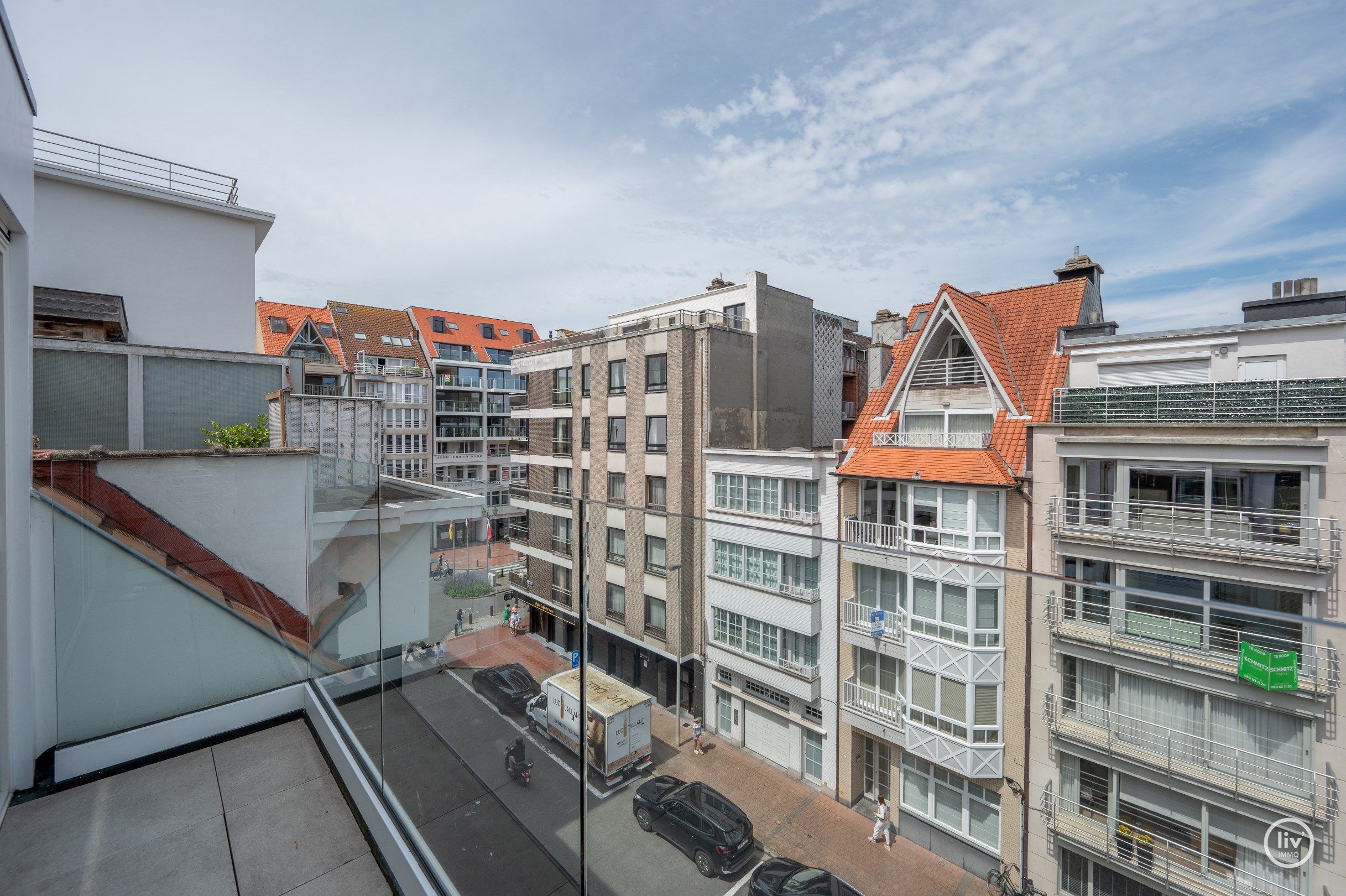 Prachtig, ruime en tevens récente triplex (199 m2) in een zijstraat van de lippenslaan vlakbij de zeedijk te Knokke.  foto 27