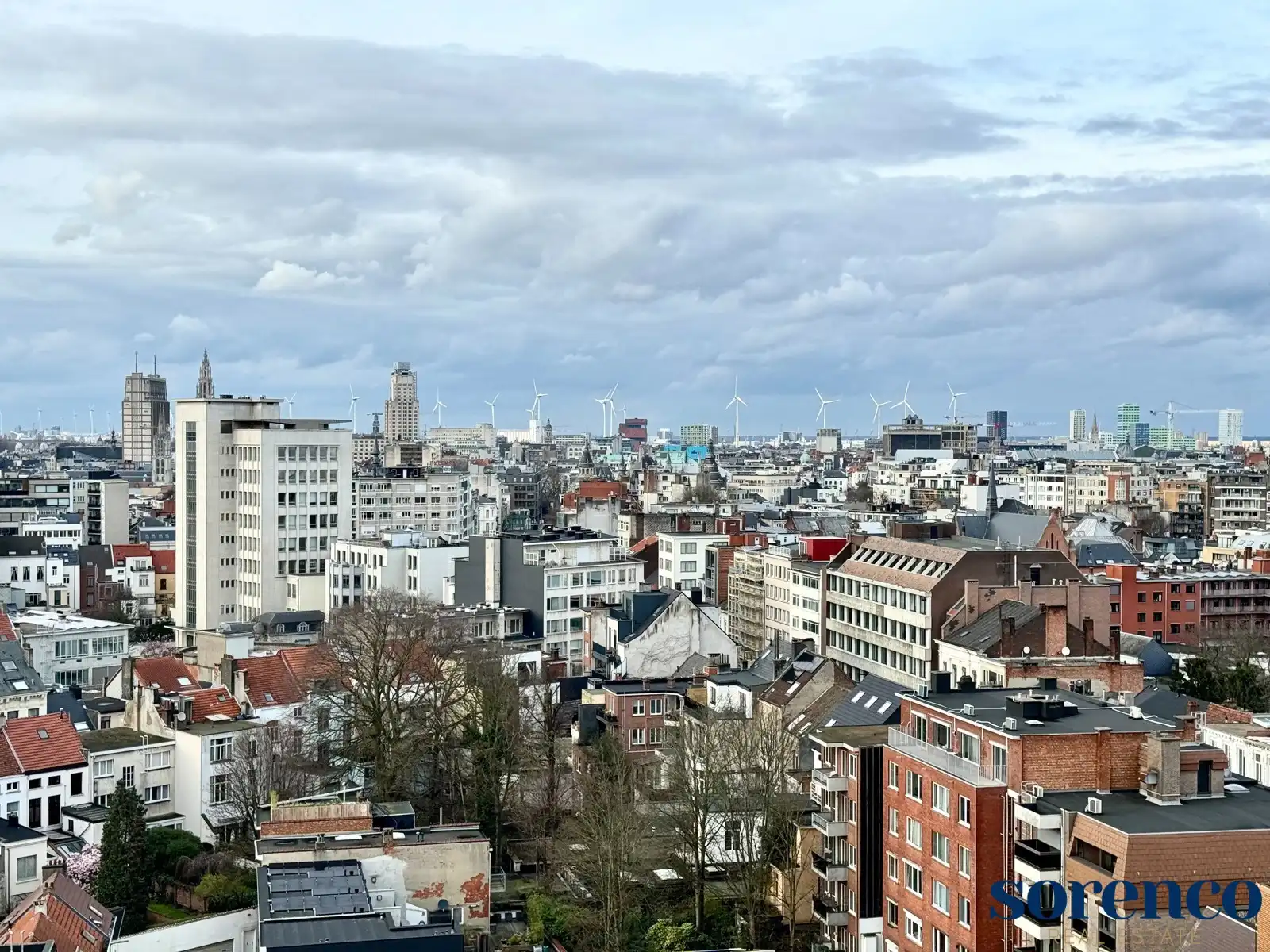 Ruim & lichtrijk  3 slaapkamer app. met Panoramisch Uitzicht foto 4