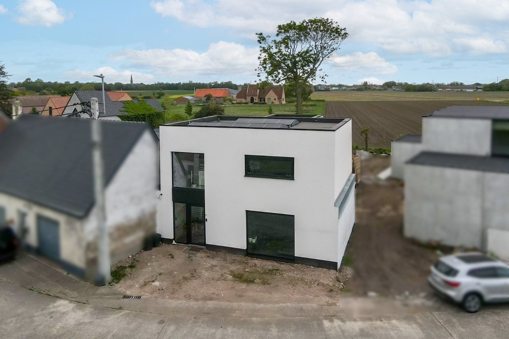 Strakke instapklare woning met rustige locatie foto 15