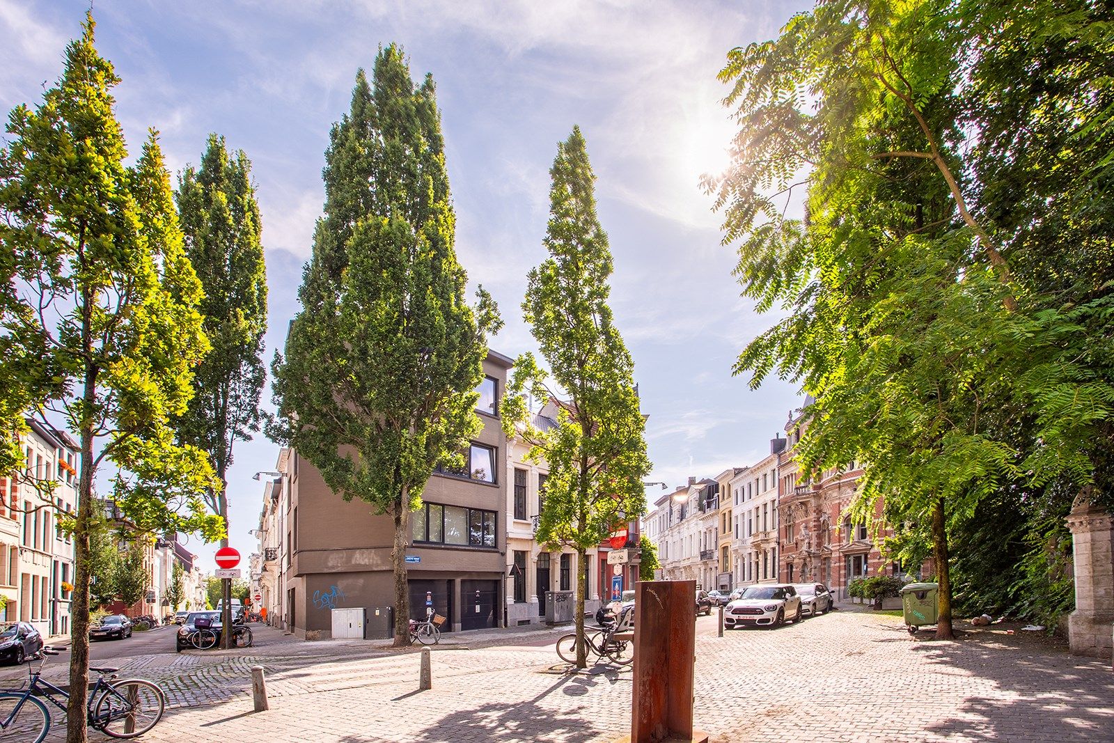 Lichtrijk appartement met 2 slpks in het trendy Zurenborg foto 26