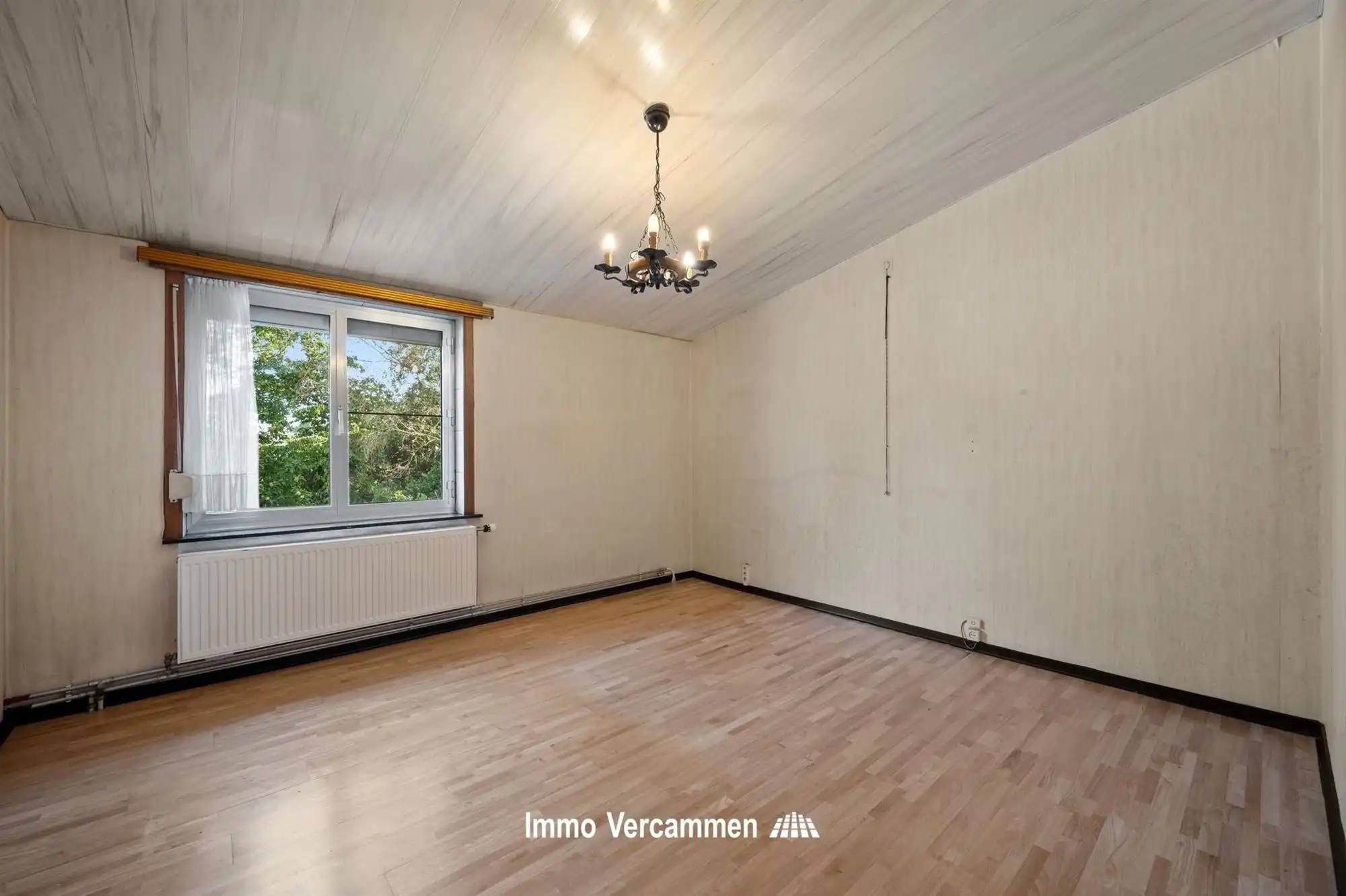 Verrassend ruime woning, gelegen in een rustige verkaveling te Hever foto 14