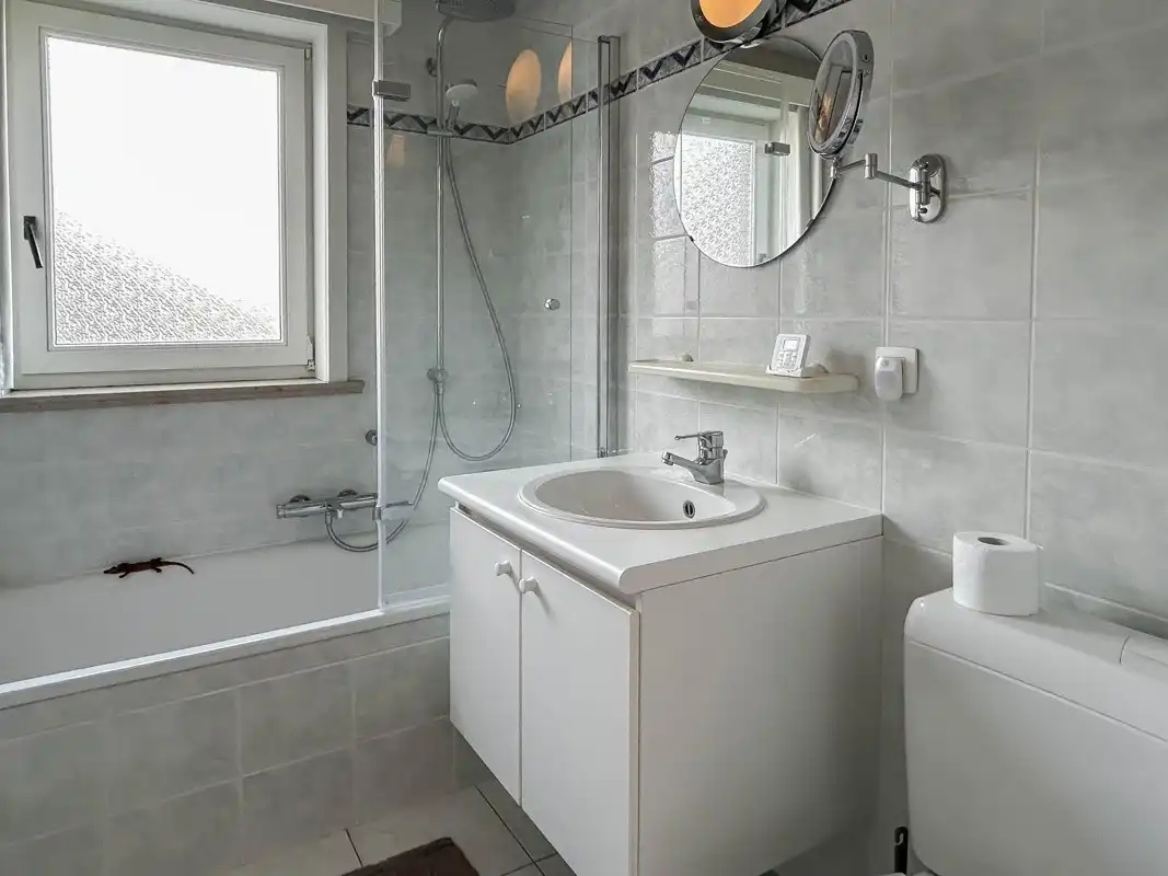 3 slaapkamer appartement in centrum koksijde bad foto 5