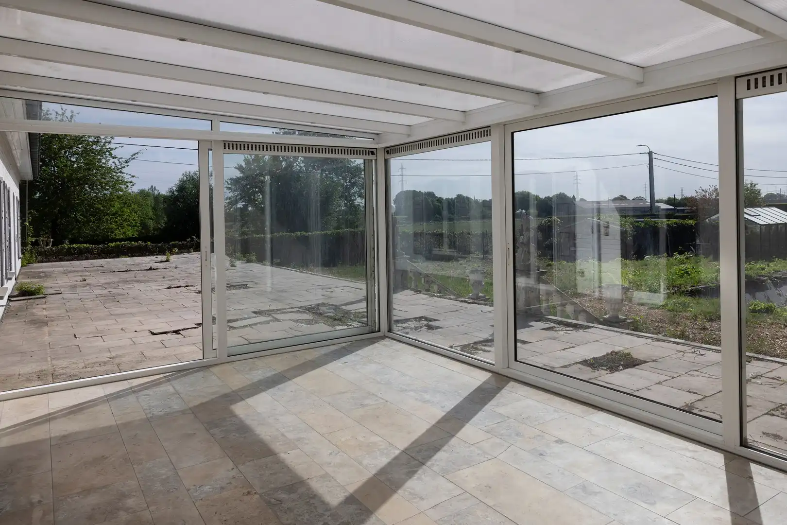 Te renoveren villa op perceel van 2.433 m². foto 6