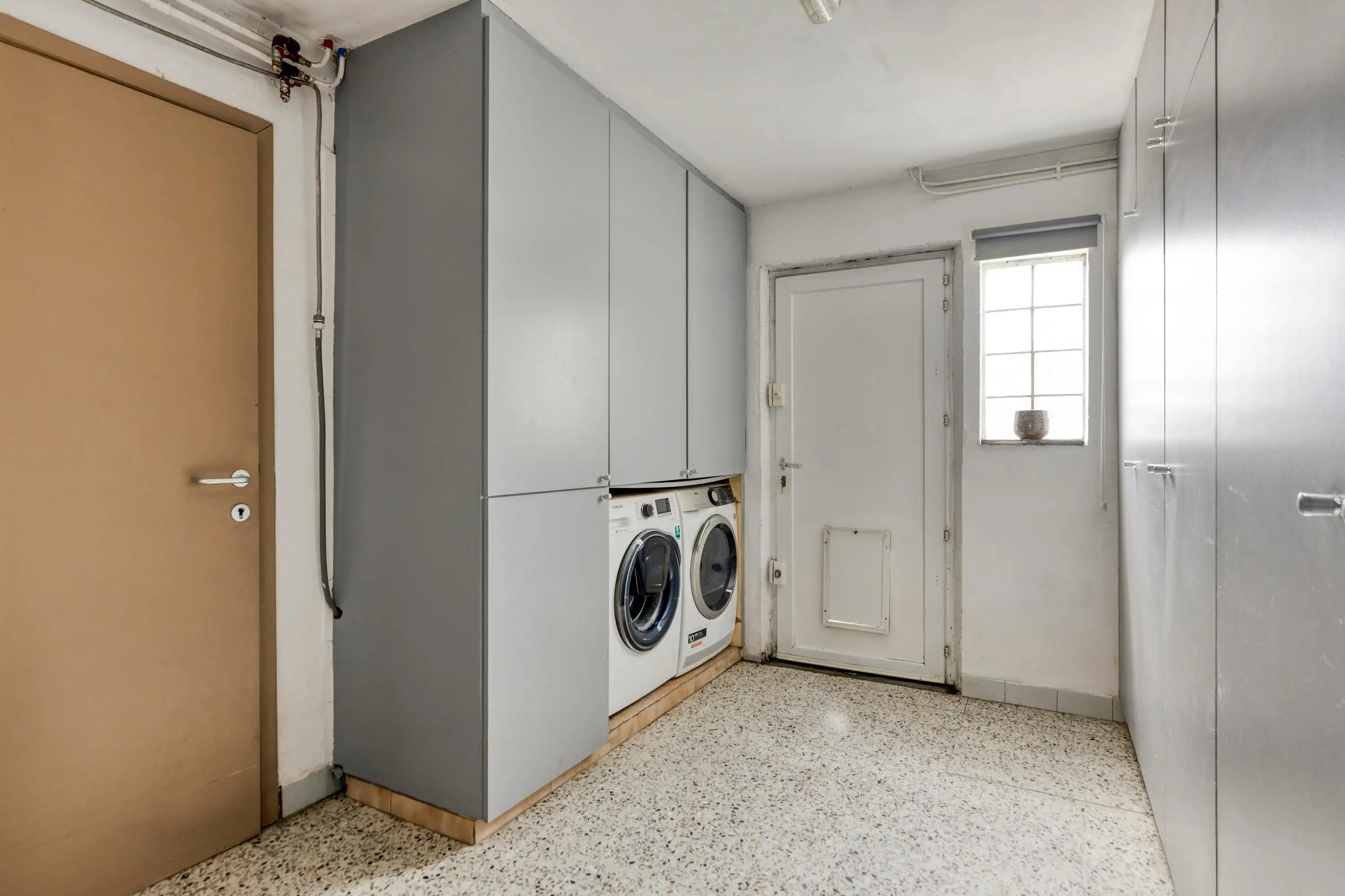 Gezellig huis met zuid-tuin en garage te koop in Merksem foto 23