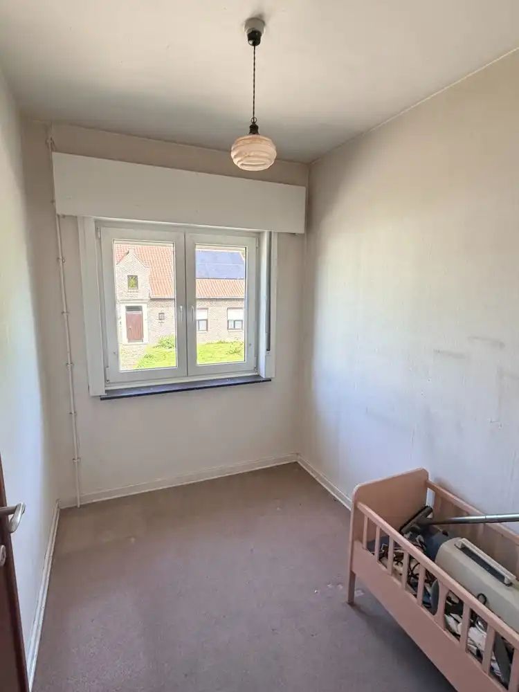 Charmante te renoveren woning op een perceel van ca. 15 are met zuidgerichte tuin foto 16