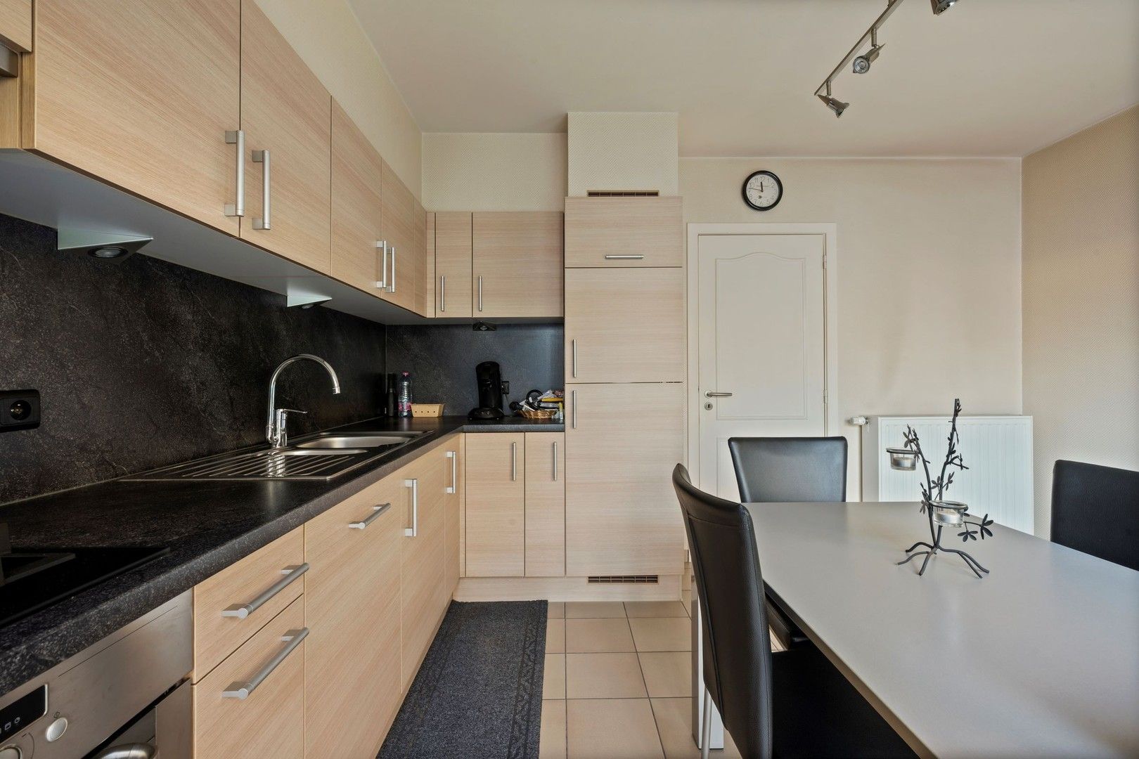 Instapklare, verzorgde en energiezuinige woning met garage,  3 slaapkamers en tuintje te Marke foto 10