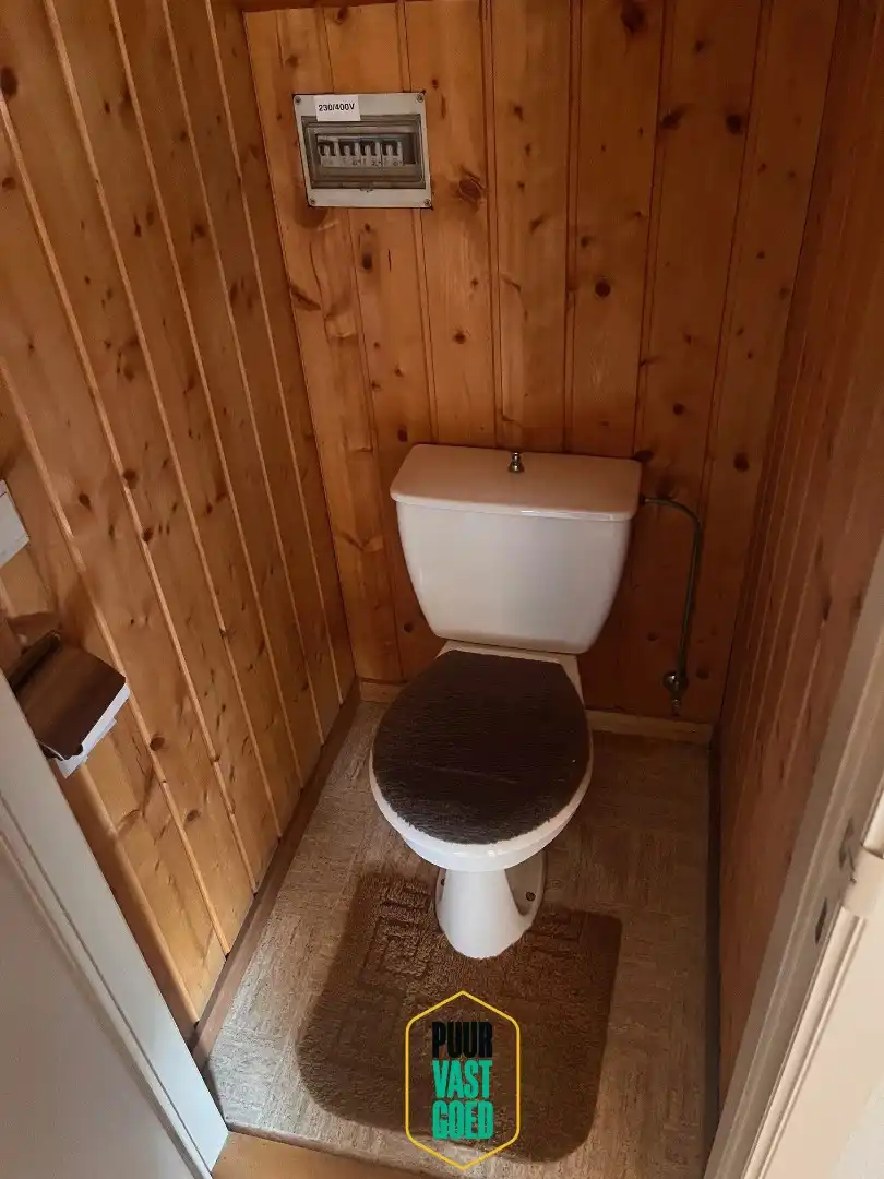 Bijzonder ruim halfopen huis op 5 are grond met toffe zonnige tuin + garage  foto 26