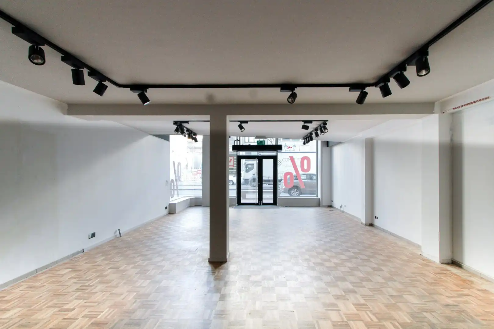 Commerciële ruimte te huur Lippenslaan 162 - - 8300 Knokke-Heist