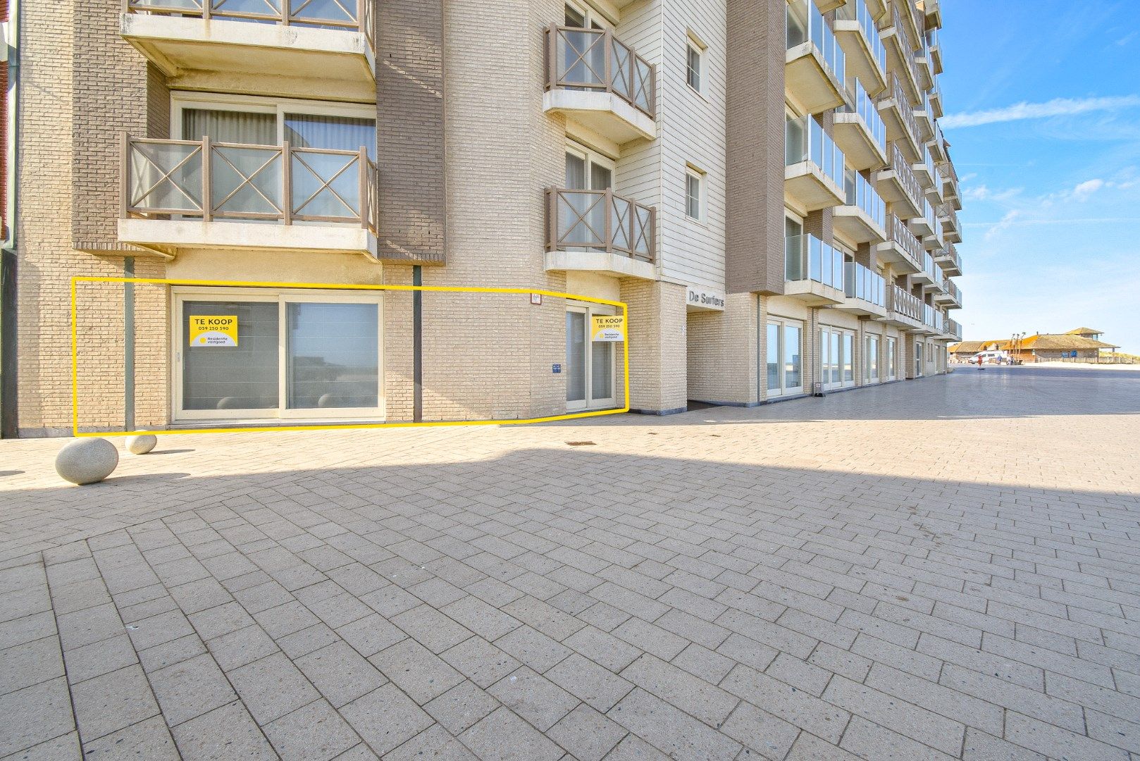Instapklaar appartement op de zeedijk foto {{pictureIndex}}