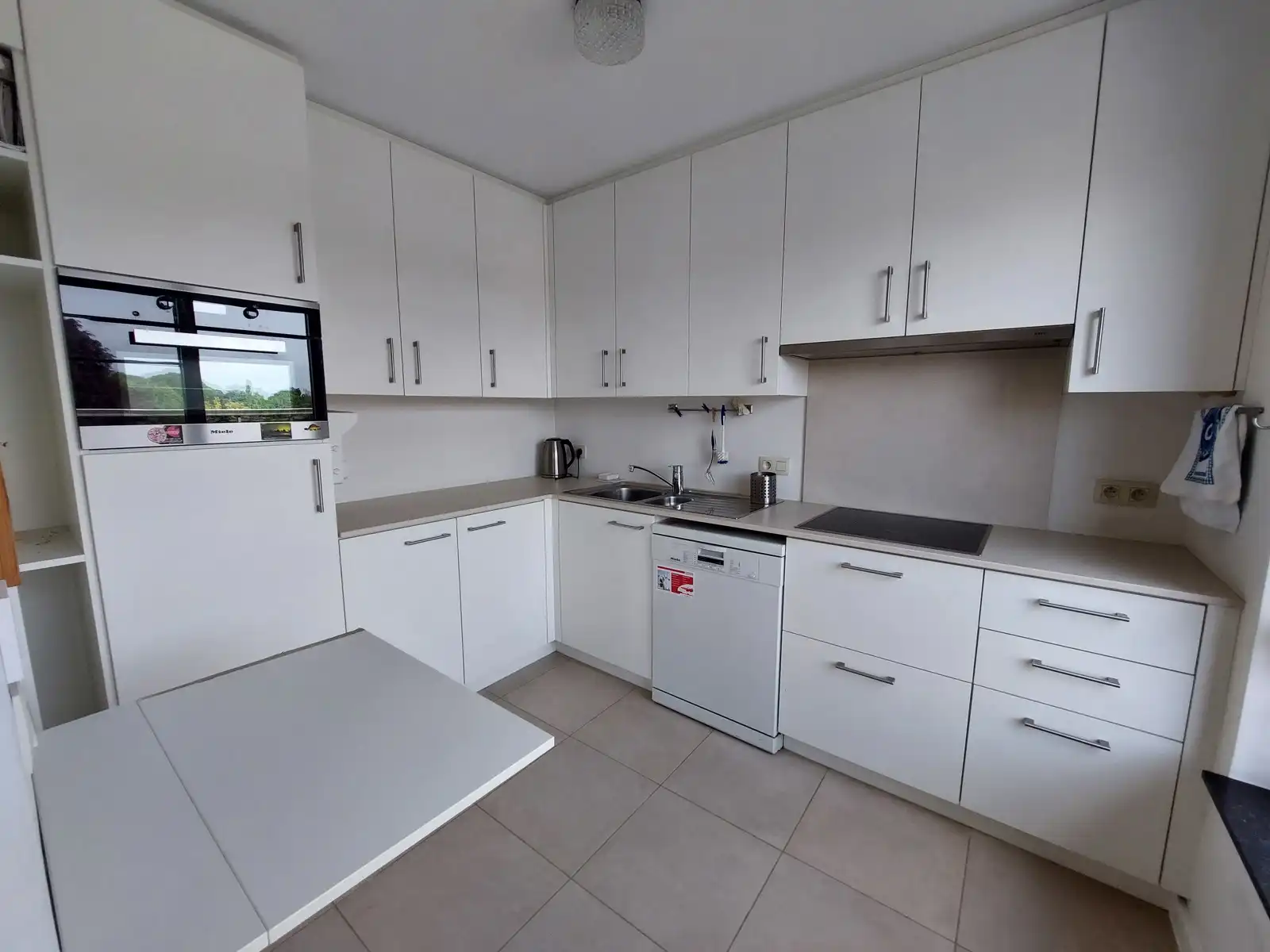 Centrum Hove, standingvolle penthouse met 2 slpk en 2 terrassen! foto 10