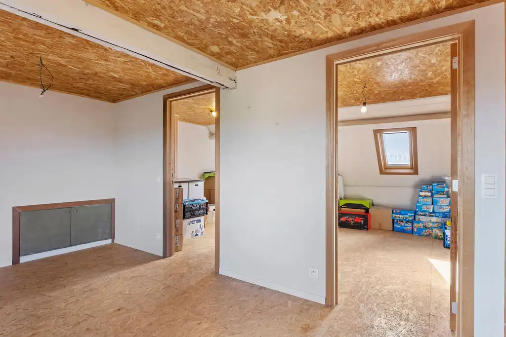 Ruim woonhuis met ruim magazijn op 908m²! foto 16