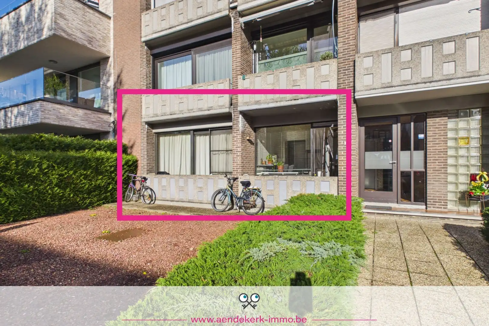 Ruim gelijkvloers appartement met 3 slaapkamers, garage en kelderberging foto 23