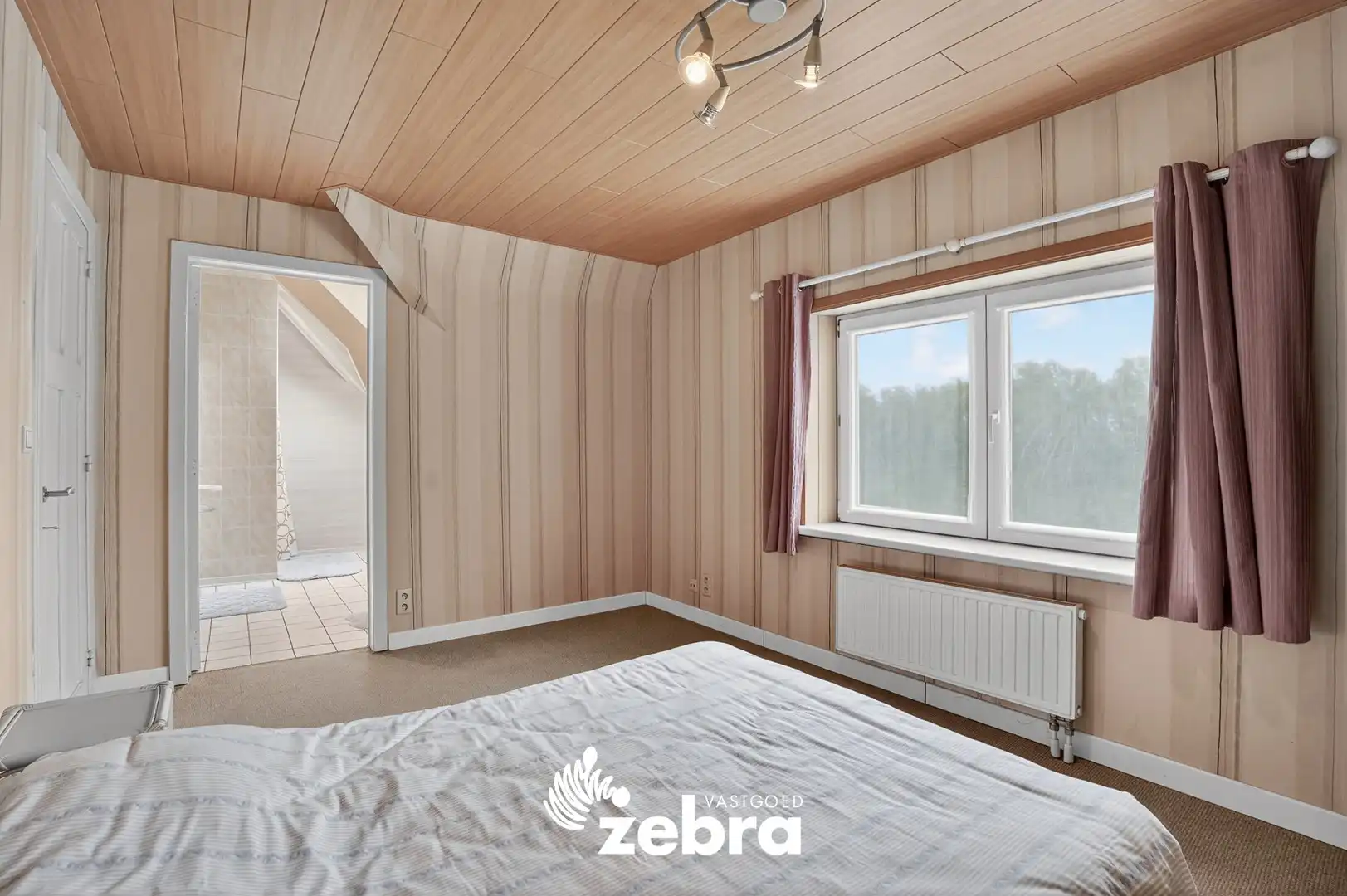 Unieke burgemeesterswoning met authentieke charme, 6 slaapkamers en grote tuin nabij IJzer te Roesbrugge! foto 37