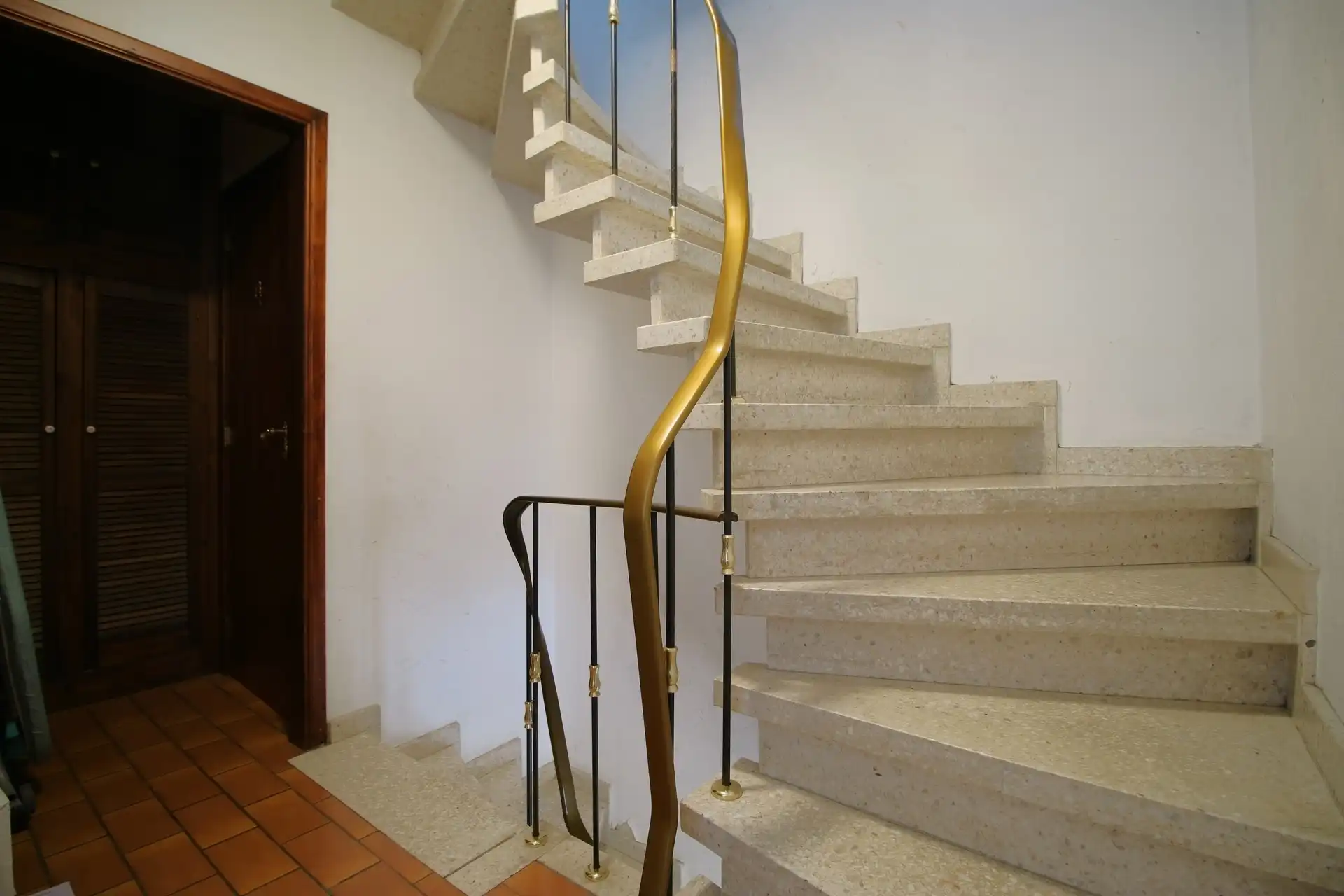 Bel-etagewoning met 3 slpks, tuin en terras. foto 11