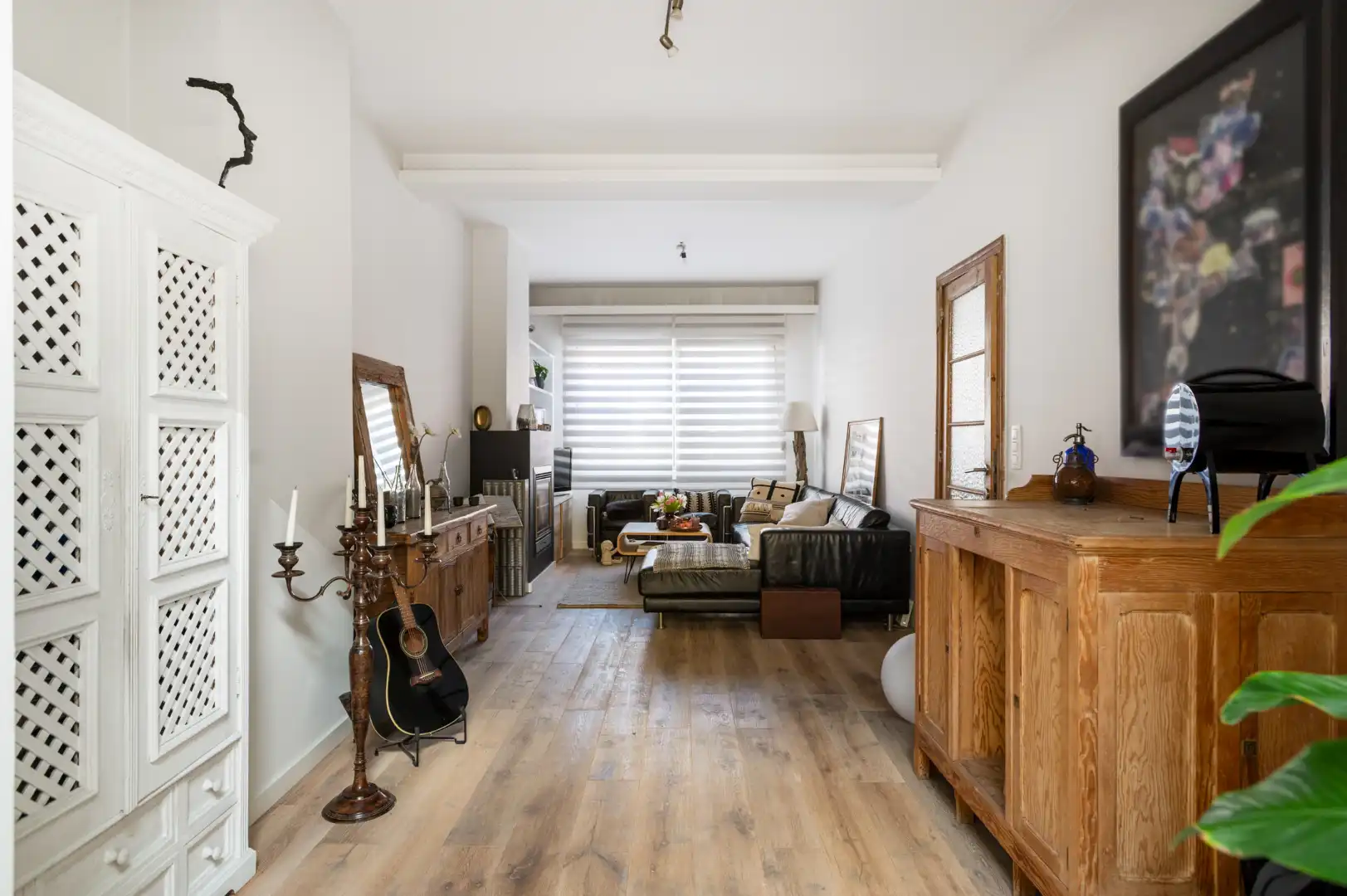 Verrassend ruim en energiezuinig wonen met een zonnige tuin in Schoten! foto 6