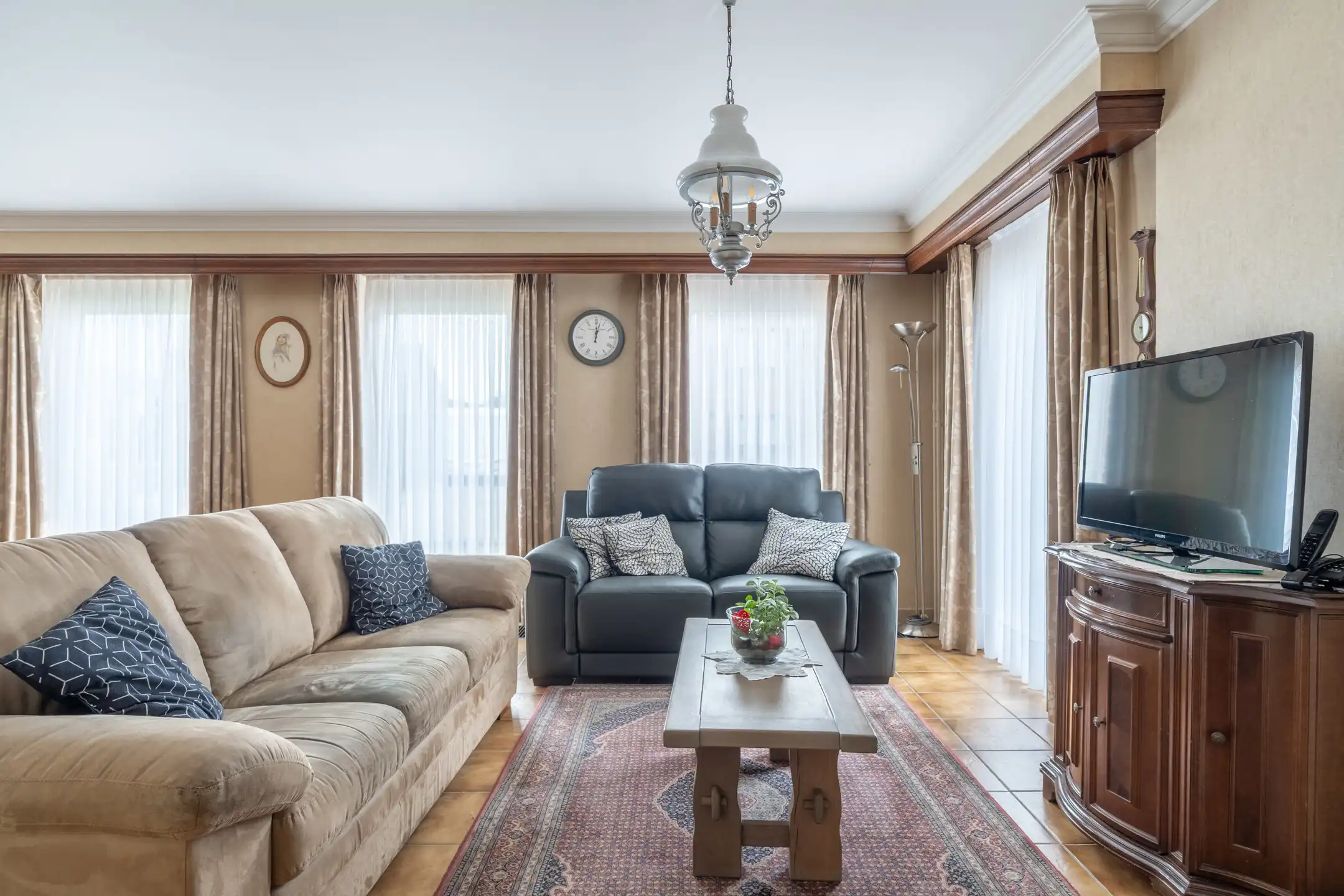 Gunstig gelegen woning met 3 slpks en garage op  505 m² foto 6