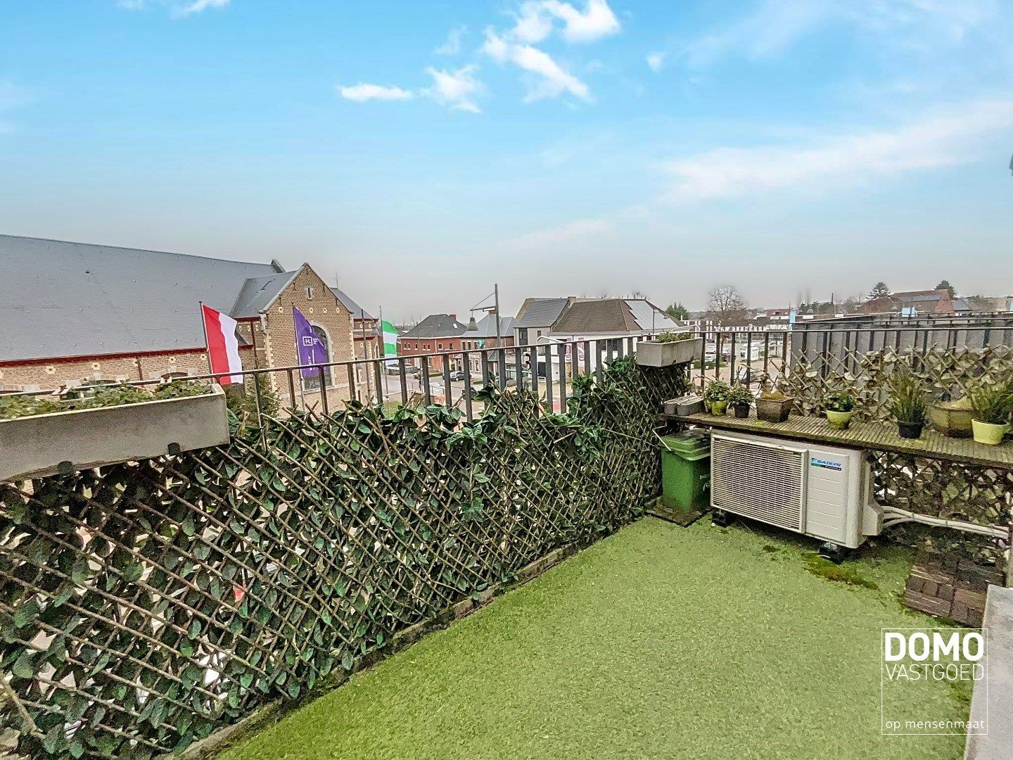 INSTAPKLAAR APPARTEMENT MET AUTOSTANDPLAATS TE CENTRUM KERMT - EPC label B  foto 12