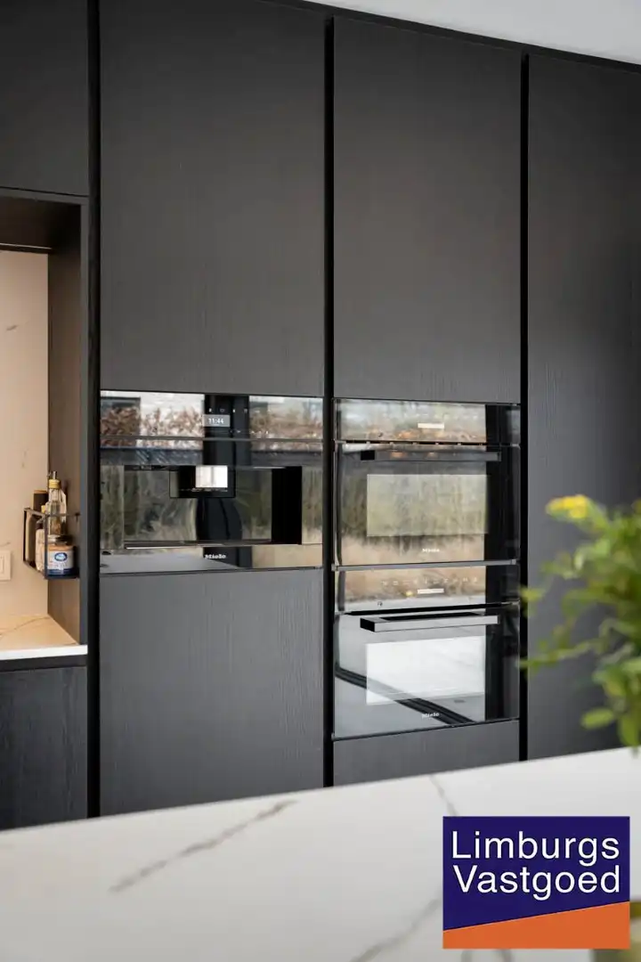 Hoogwaardig afgewerkte gezinswoning, 4 slpk, op 48a23ca, nabij centrum foto 16