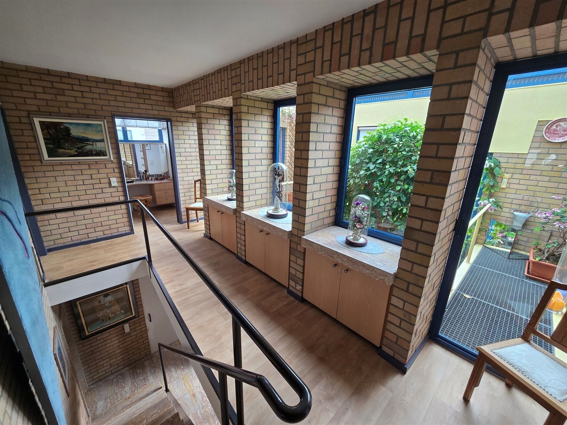 Exclusieve villa met tuin en vijver ! foto 8