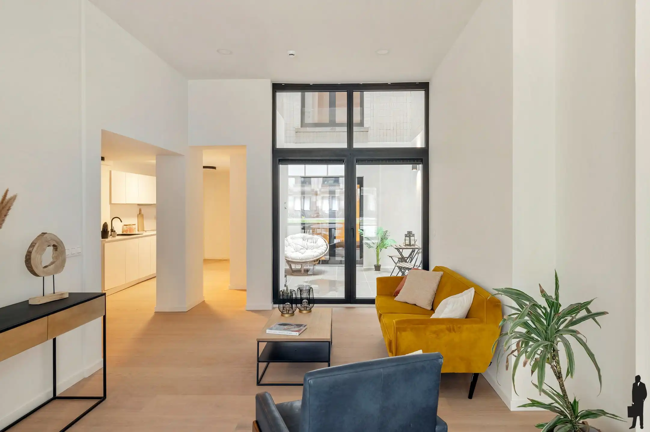 Gerenoveerde duplex met terras foto {{pictureIndex}}