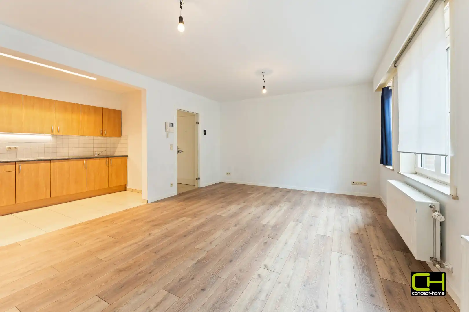 Instapklaar 2 kamerappartement met groot terras en prive parkeerplaats foto 4