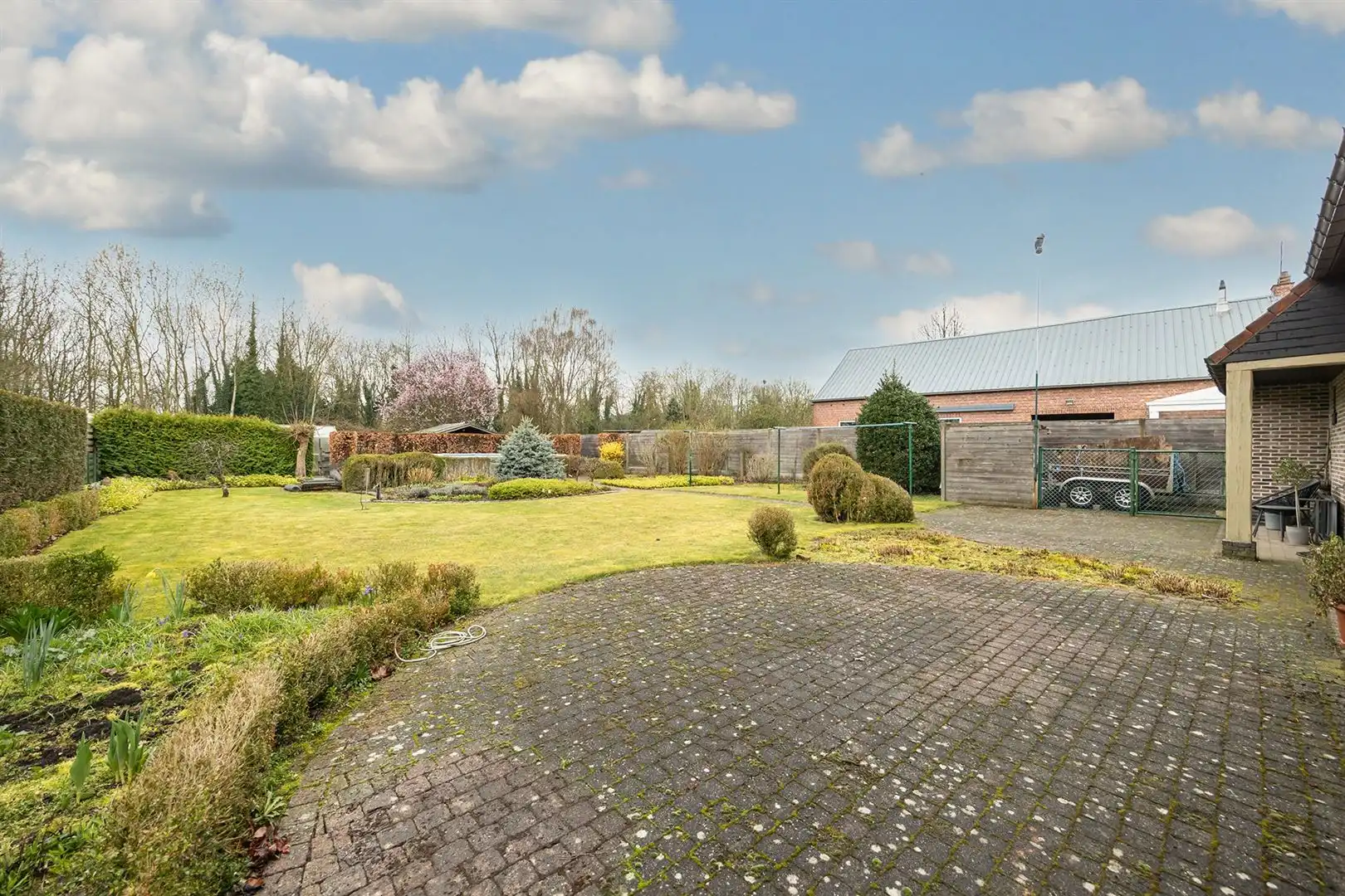 Verzorgde woning met 3 slpk en ruime tuin te Putte foto 13