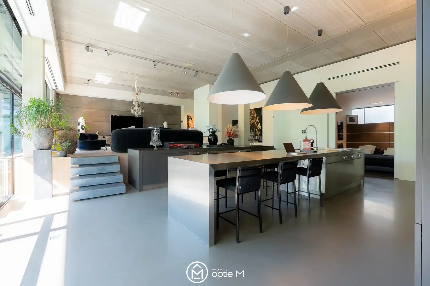 Unieke loft met hoogwaardige afwerking te koop in Hasselt foto 3