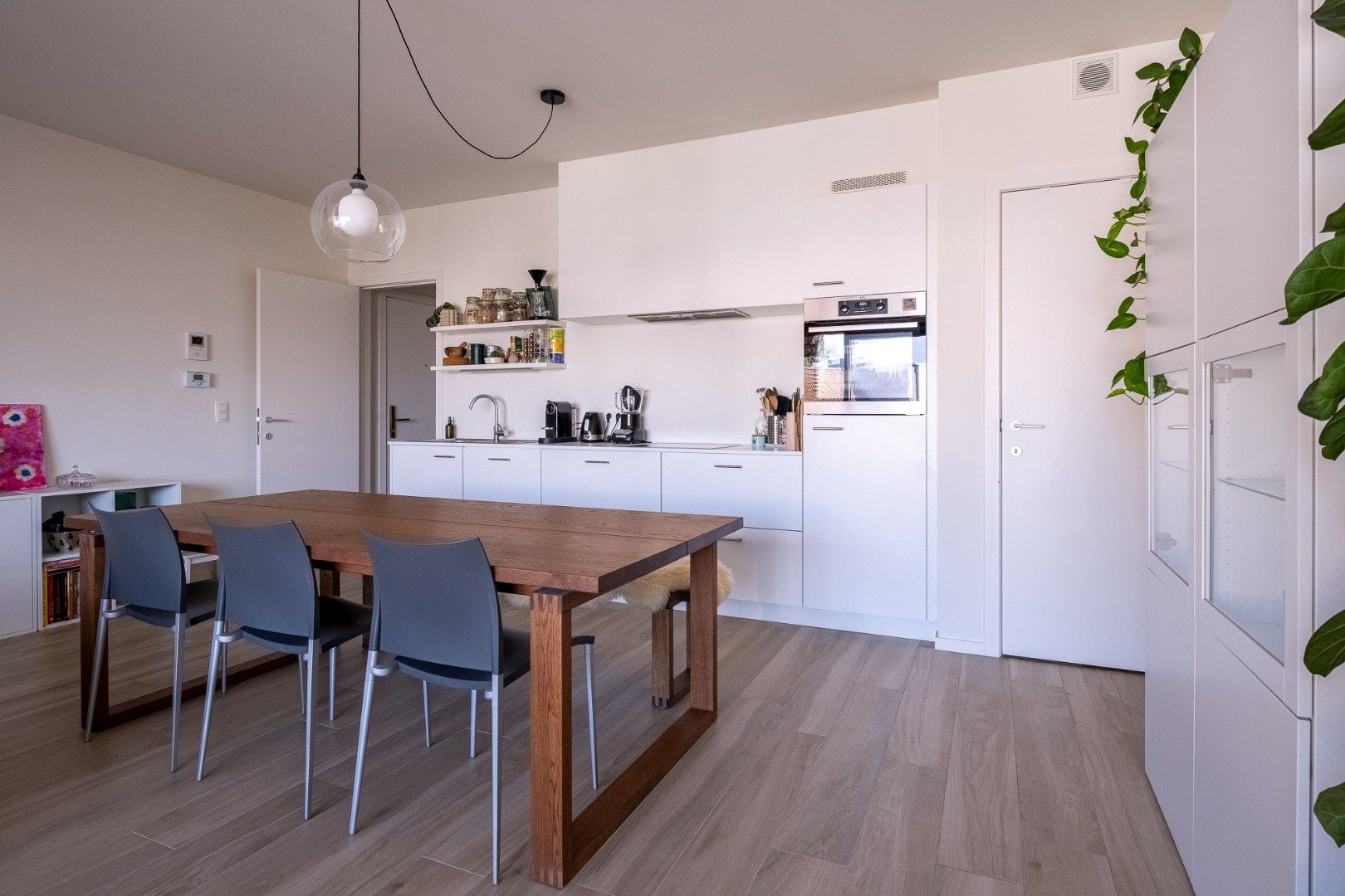 Prachtig appartement gelegen in de nieuwbouwrealisatie “Minnehof”. foto 3