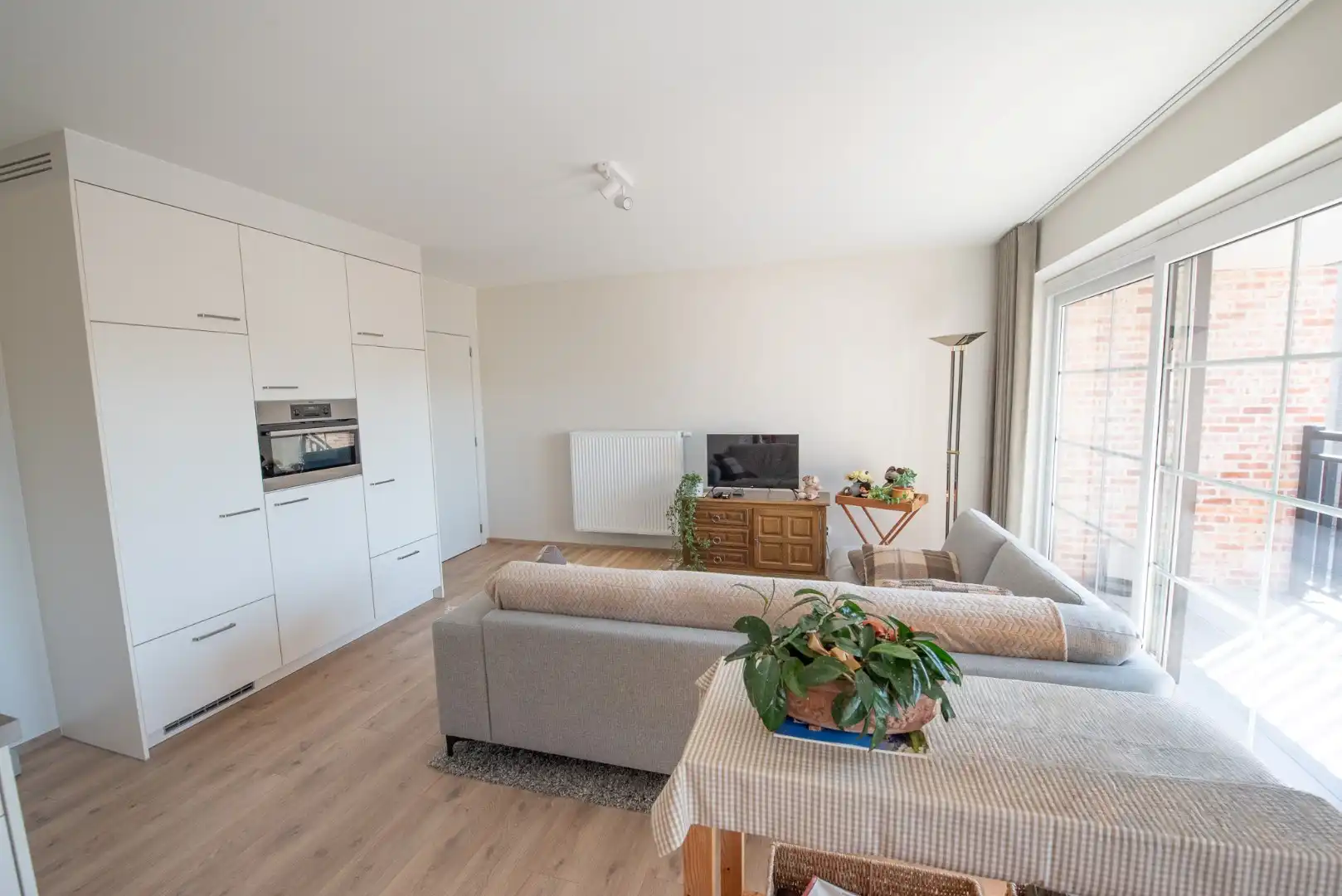 Centraal gelegen nieuwbouwappartement met 1 slaapkamer te koop te Waregem. foto 4
