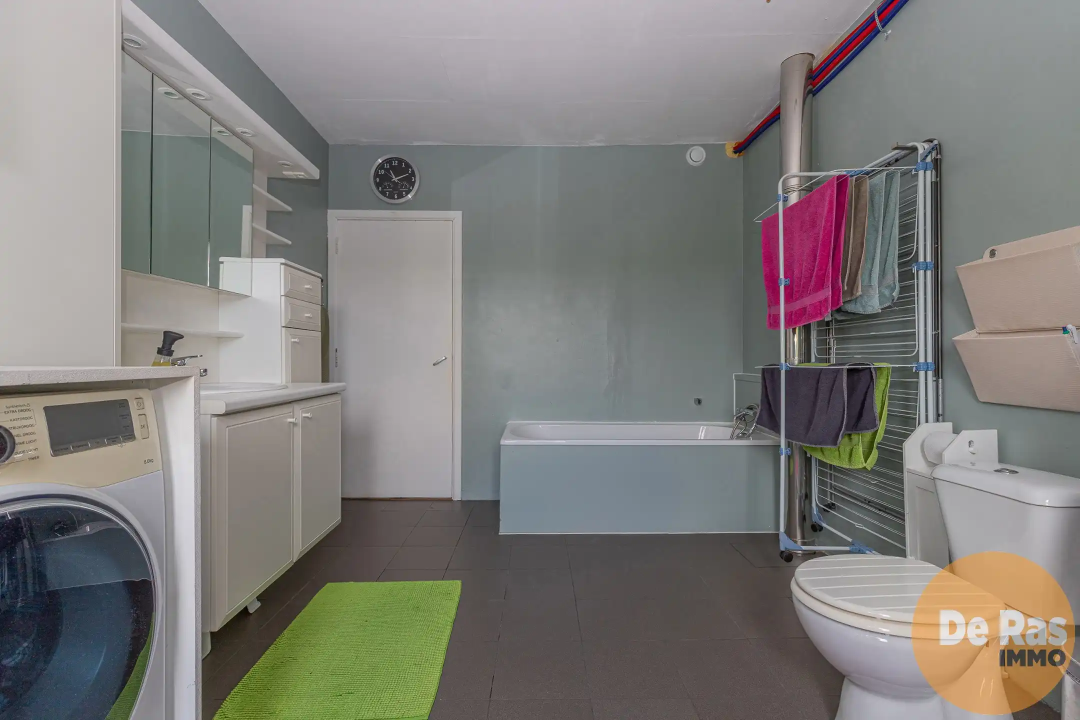 BURST - Ruime gezinswoning met 5 slaapkamers, garage en tuin foto 15