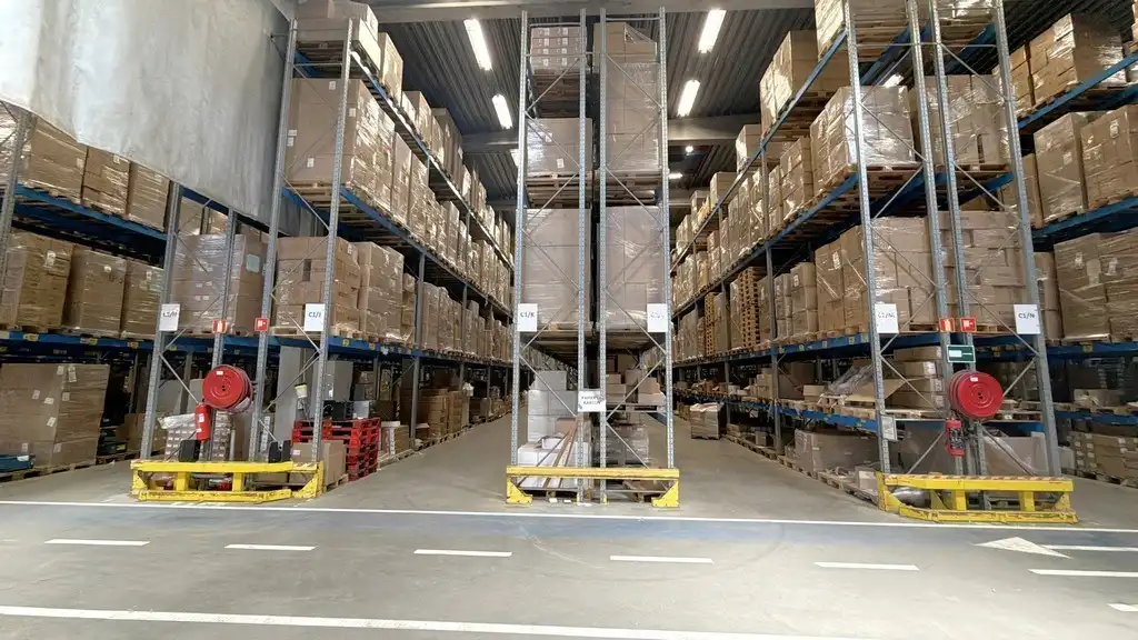 Logistiek magazijn te huur in industriezone van Londerzeel foto 7