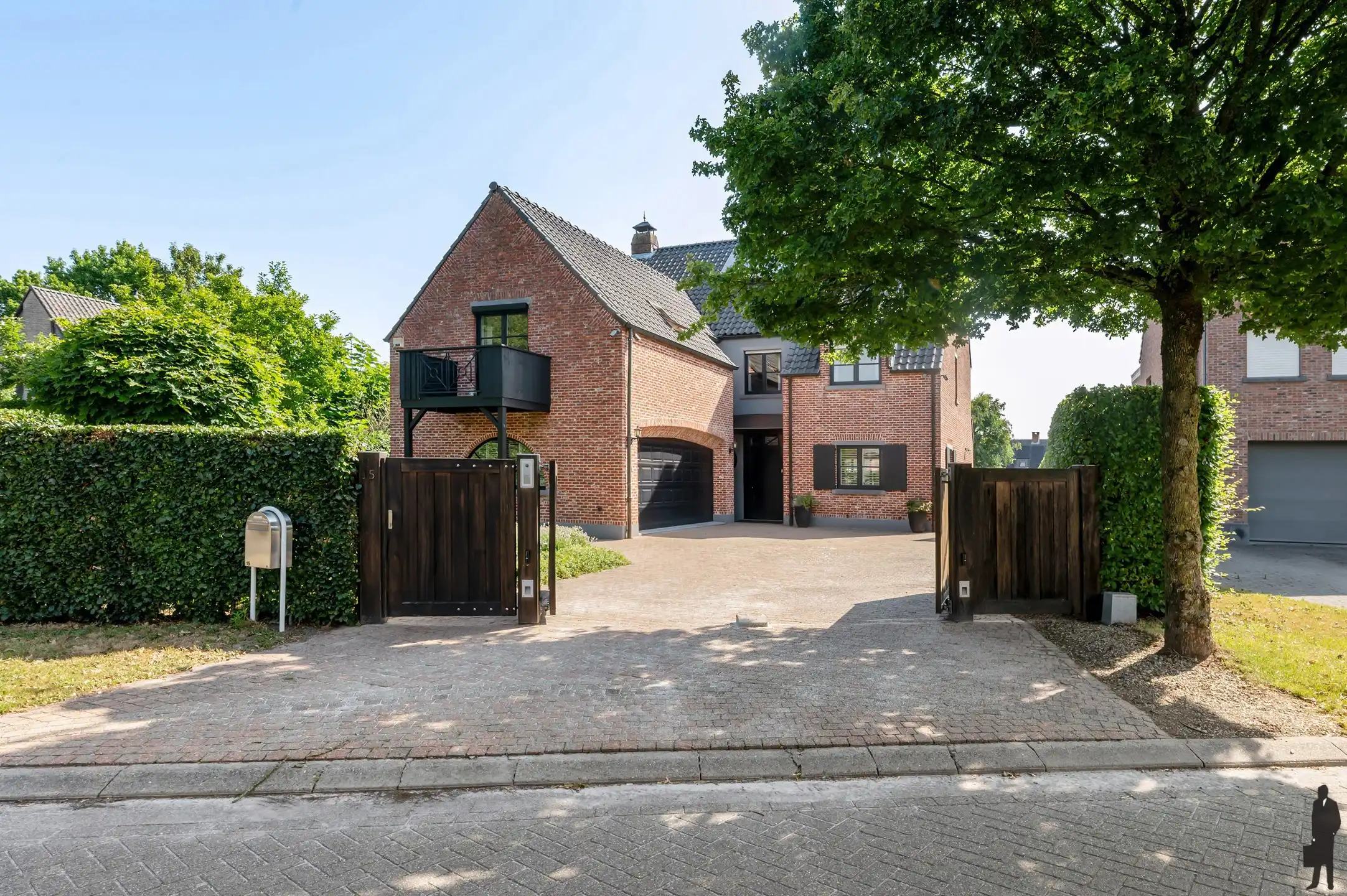 Energiezuinige woning in hartje Hoogstraten. foto {{pictureIndex}}