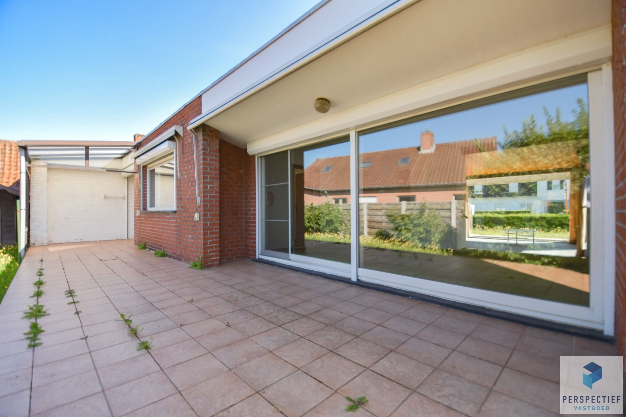 RUIME LICHTRIJKE woning met tuin en garage foto 17