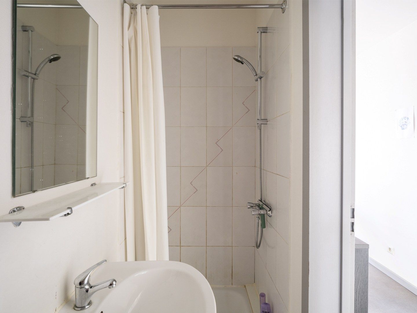 Uitstekende investeringskans met 10 studentenkamers en 4 studio's  in het hart van de studentenstad foto 29