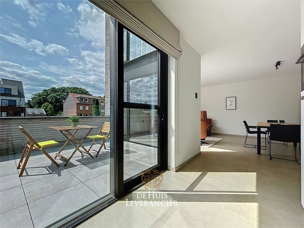 Discrete luxe & tijdloze elegantie : subliem nieuwbouwappartement met terras en gemeenschappelijk tuin te koop in Boechout foto 26